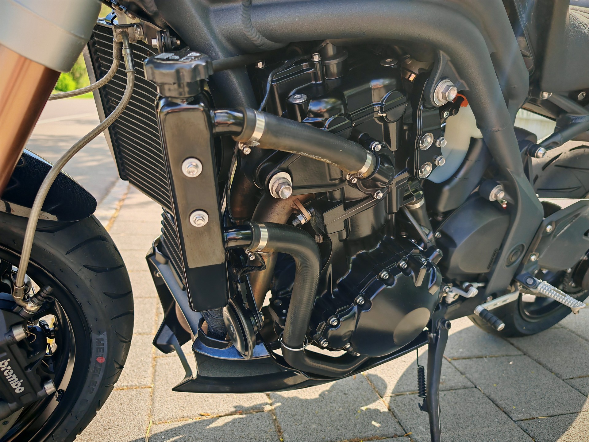 TRIUMPH Speed Triple 1050 ABS-image-9