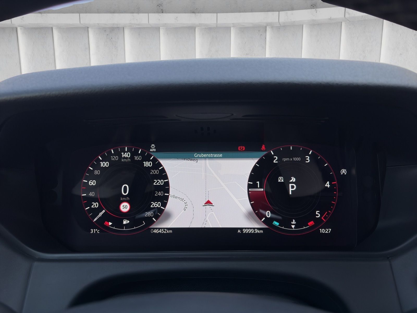 LAND ROVER Range Rover Velar R-Dynamic D 300 I6 MHEV HSE Automatic-image-10