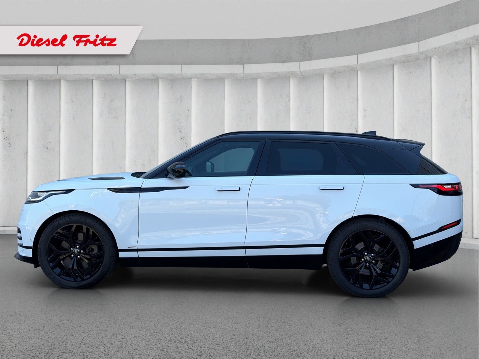 LAND ROVER Range Rover Velar R-Dynamic D 300 I6 MHEV HSE Automatic-showroom-element-1