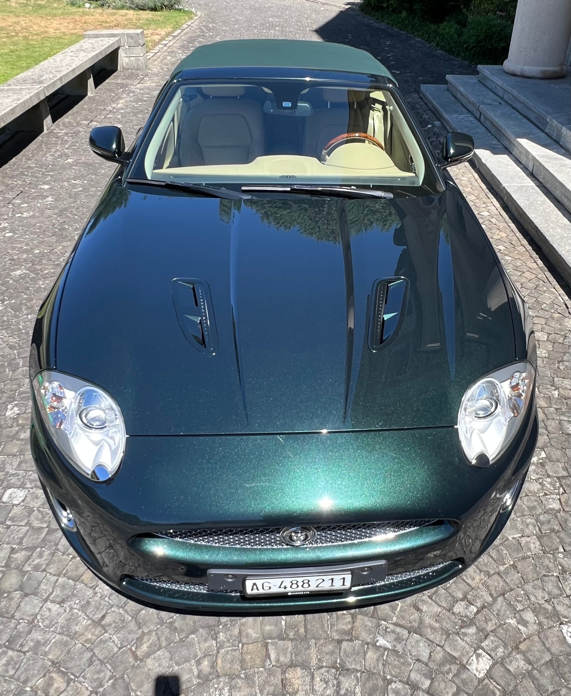 JAGUAR XKR-image-6
