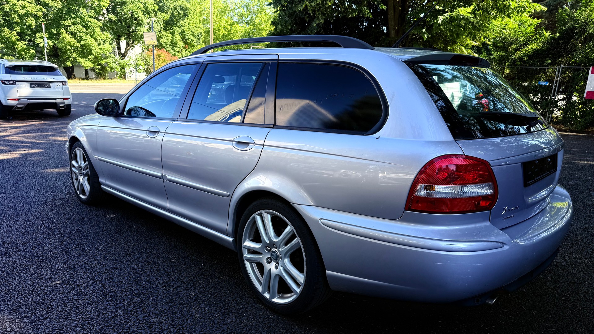 JAGUAR X-Type Estate 2.0 V6 Classic-image-3