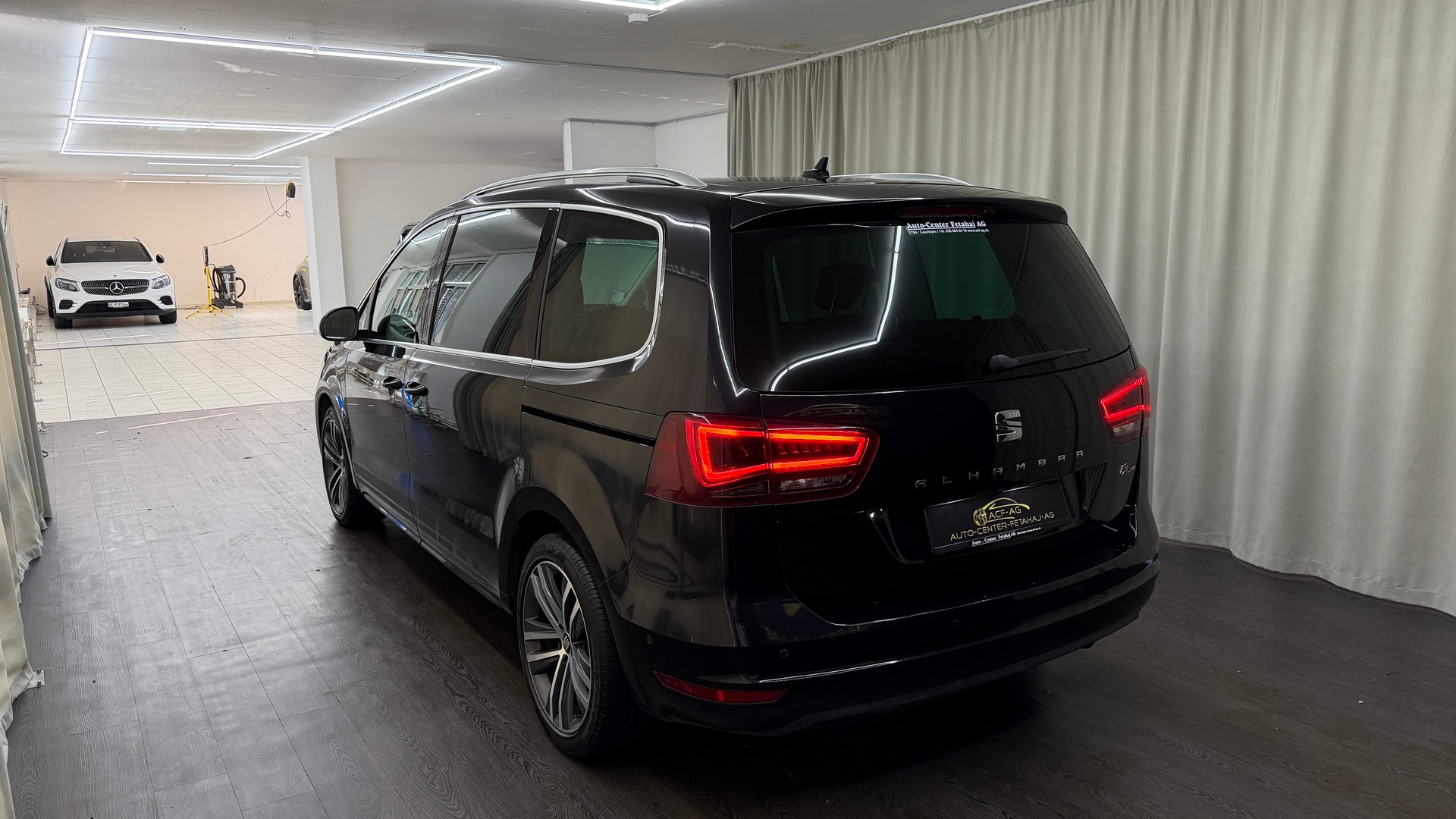 SEAT Alhambra 1.4 TSI FR Line DSG-image-5