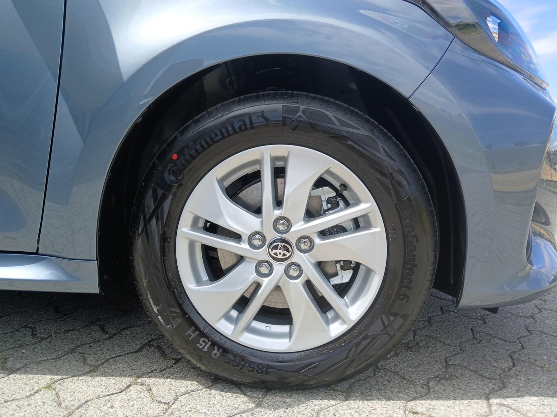 TOYOTA Yaris 1.5 VVT-i HSD Comfort-image-15