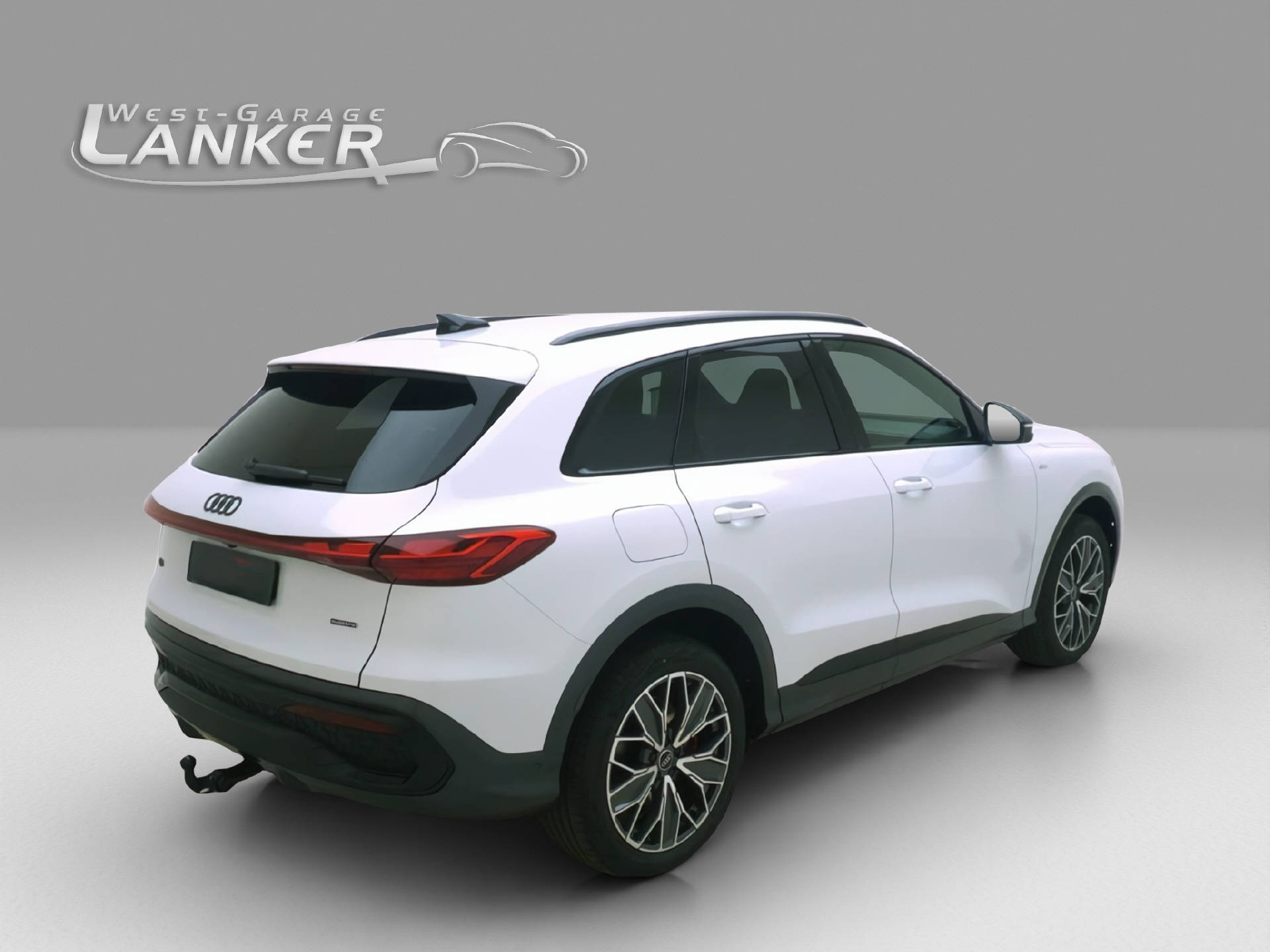 AUDI Q5 SUV 2.0 TDI quattro S-Tronic-showroom-element-1