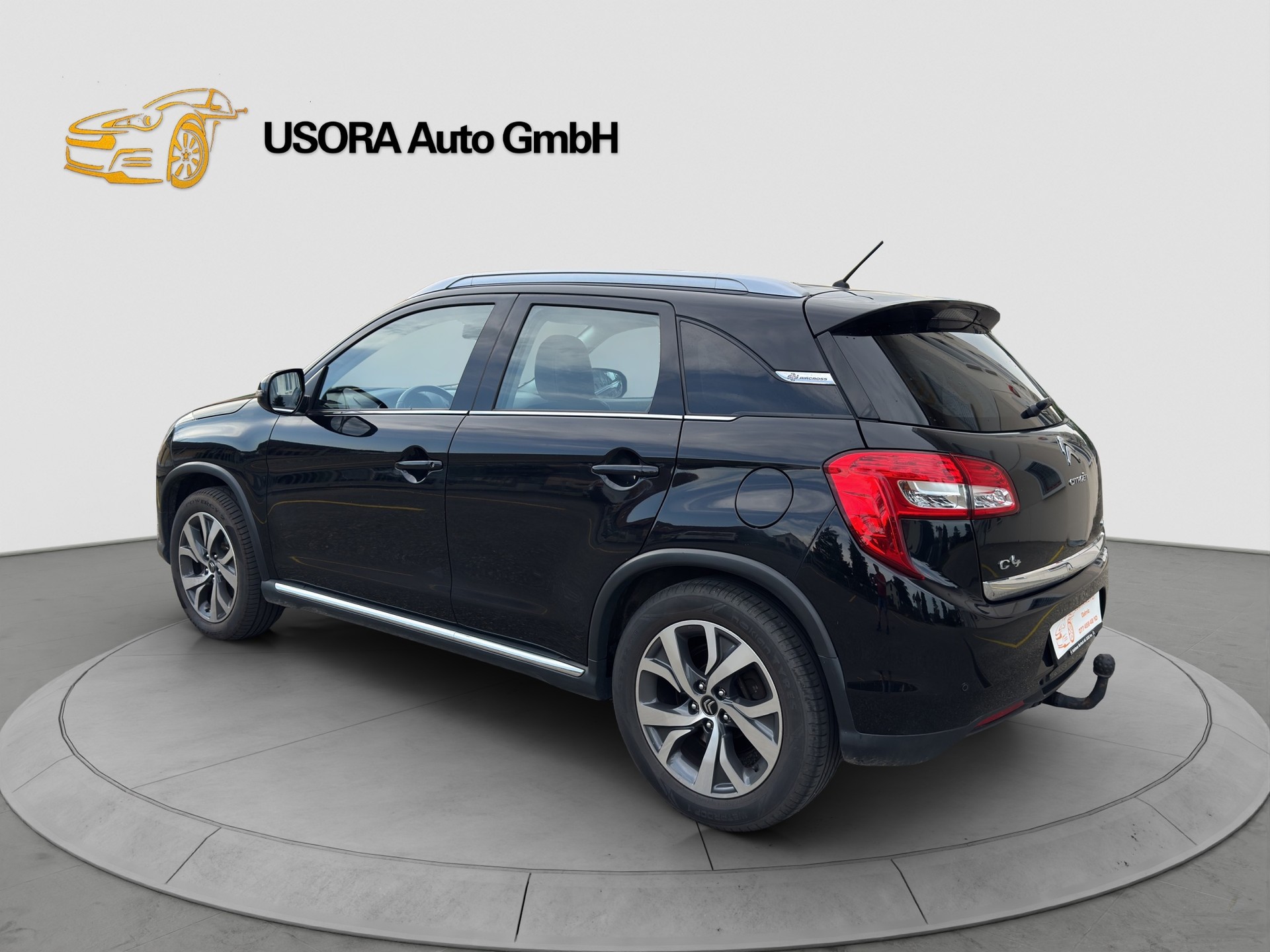 CITROEN C4 Aircross 1.6 HDi Black Top 4WD-image-4
