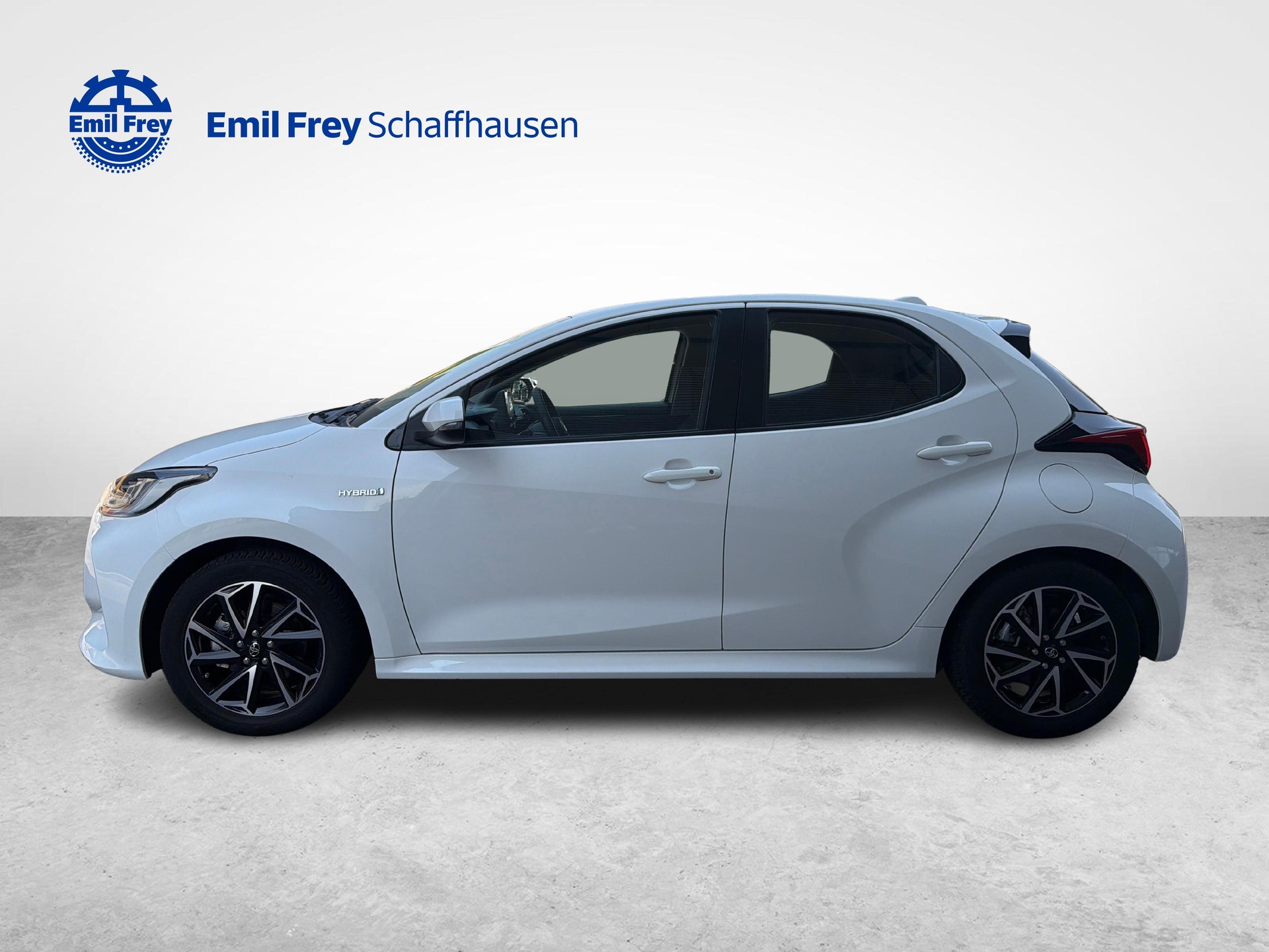 TOYOTA Yaris 1.5 VVT-i HSD Trend-showroom-element-1