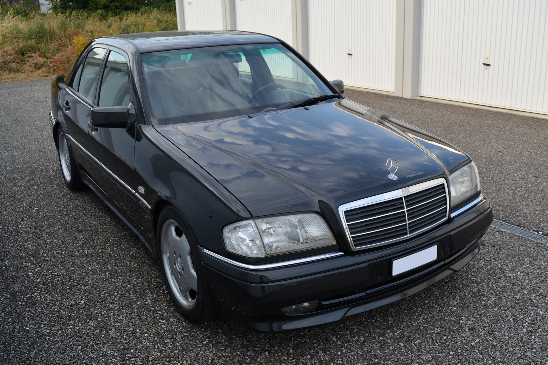 MERCEDES-BENZ C 36 AMG-image-7