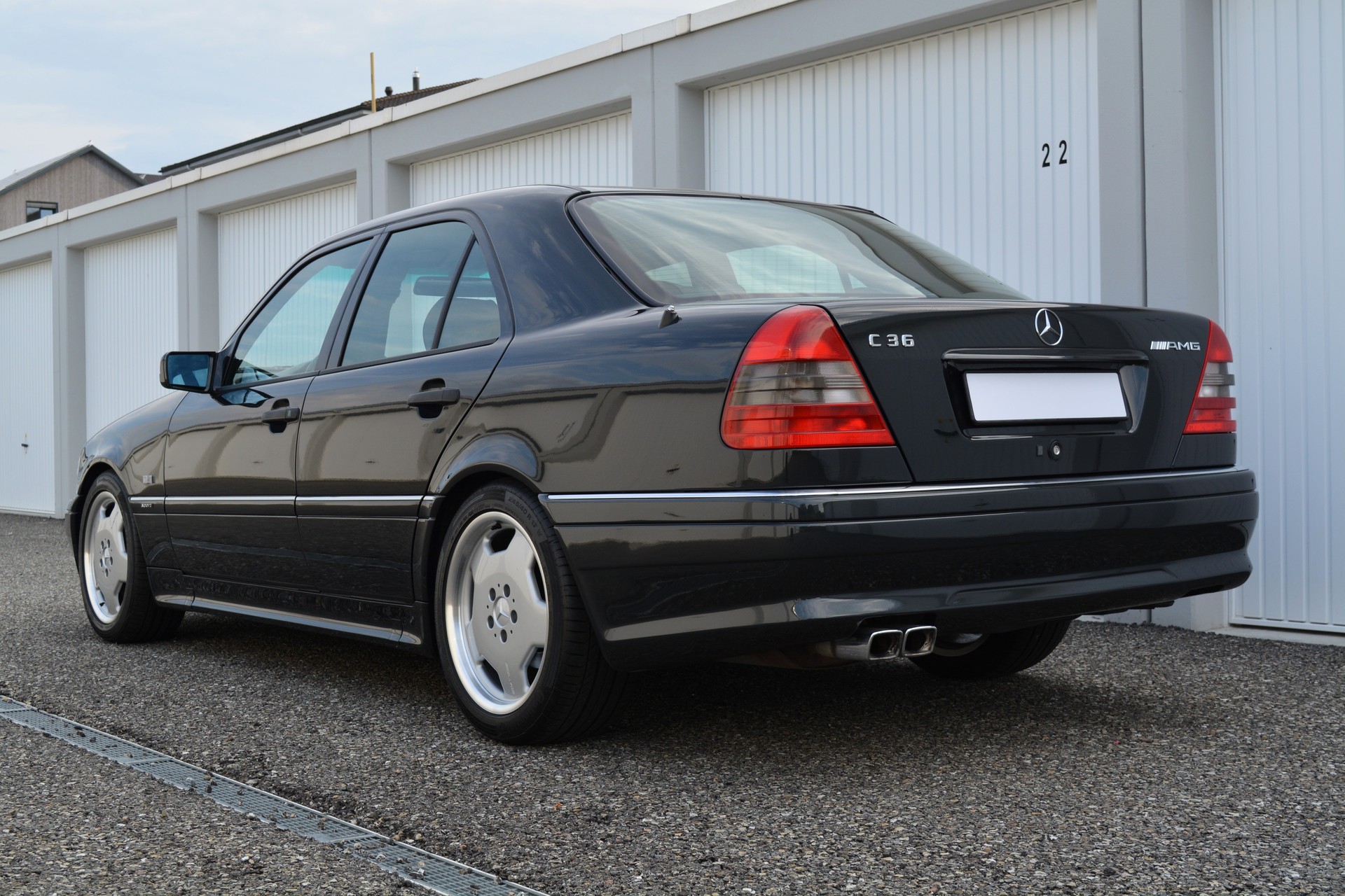 MERCEDES-BENZ C 36 AMG-image-3