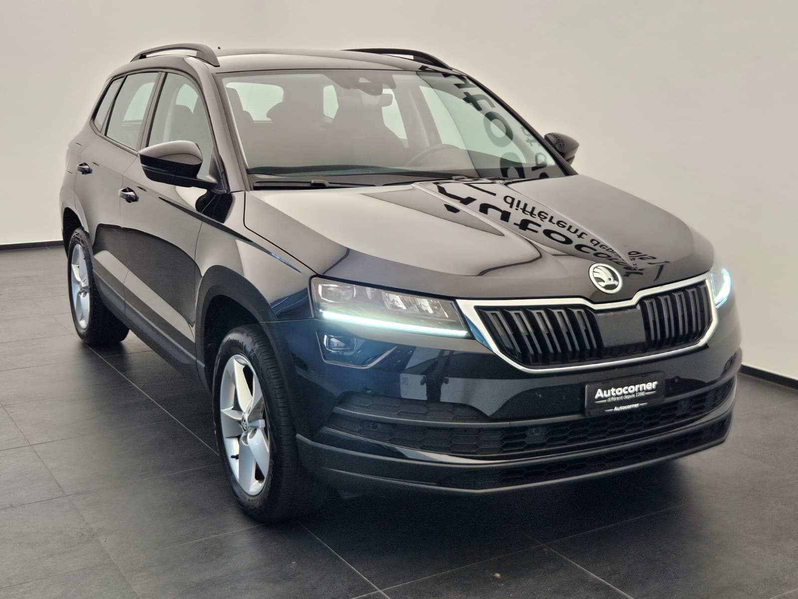 SKODA Karoq 1.5 TSI ACT Ambition DSG-image-4
