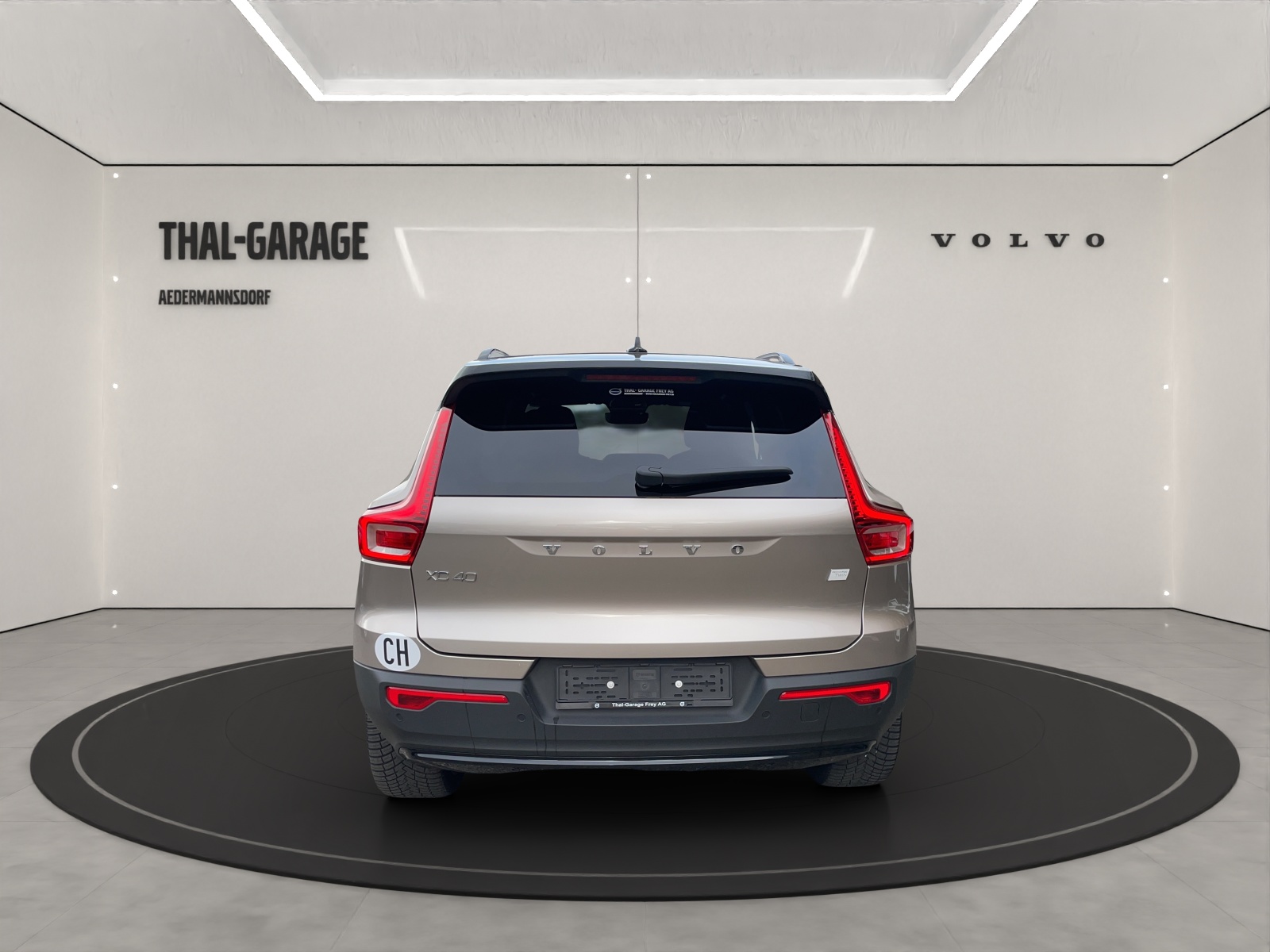 VOLVO XC40 E80 Twin Plus AWD-image-12