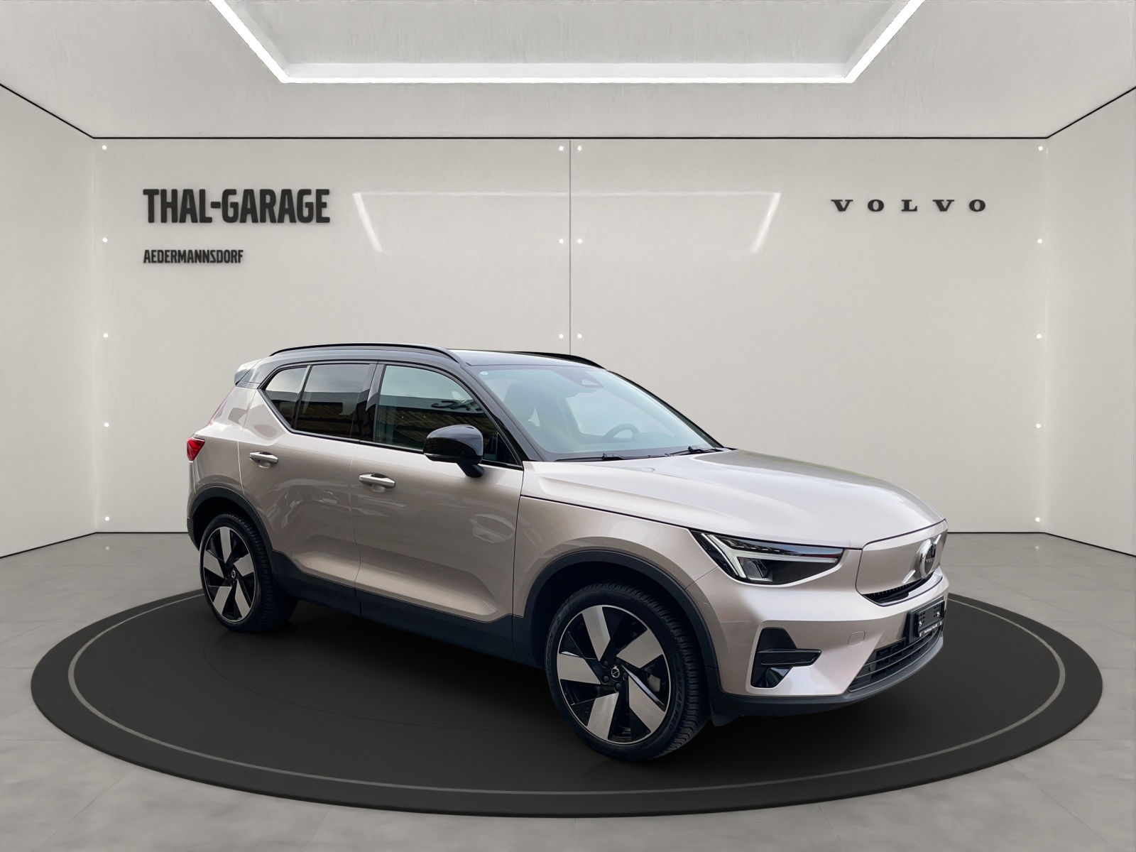 VOLVO XC40 E80 Twin Plus AWD-showroom-element-1