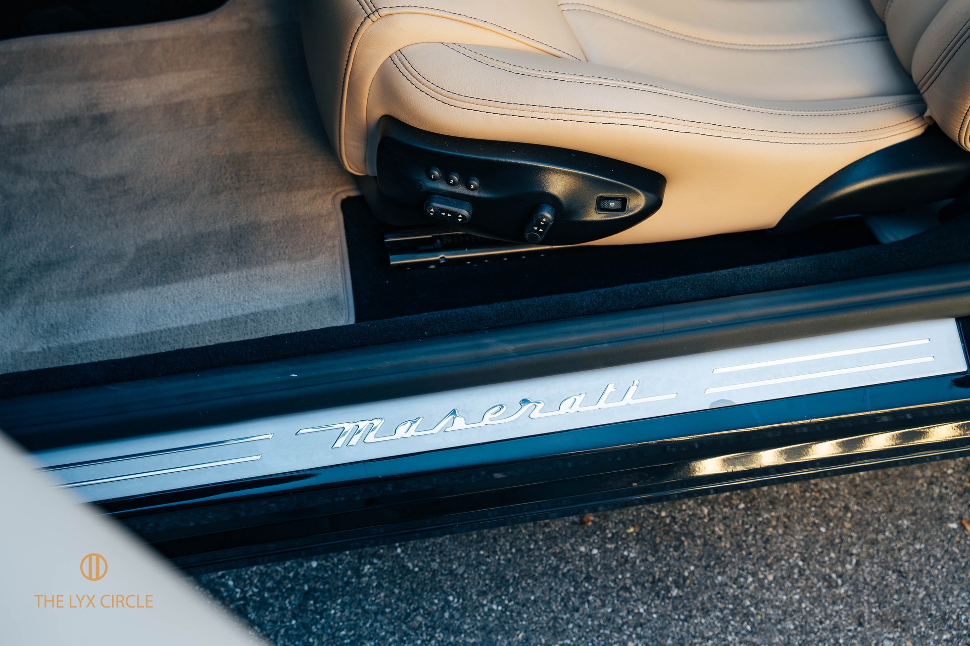 MASERATI GranCabrio Automatica-image-9