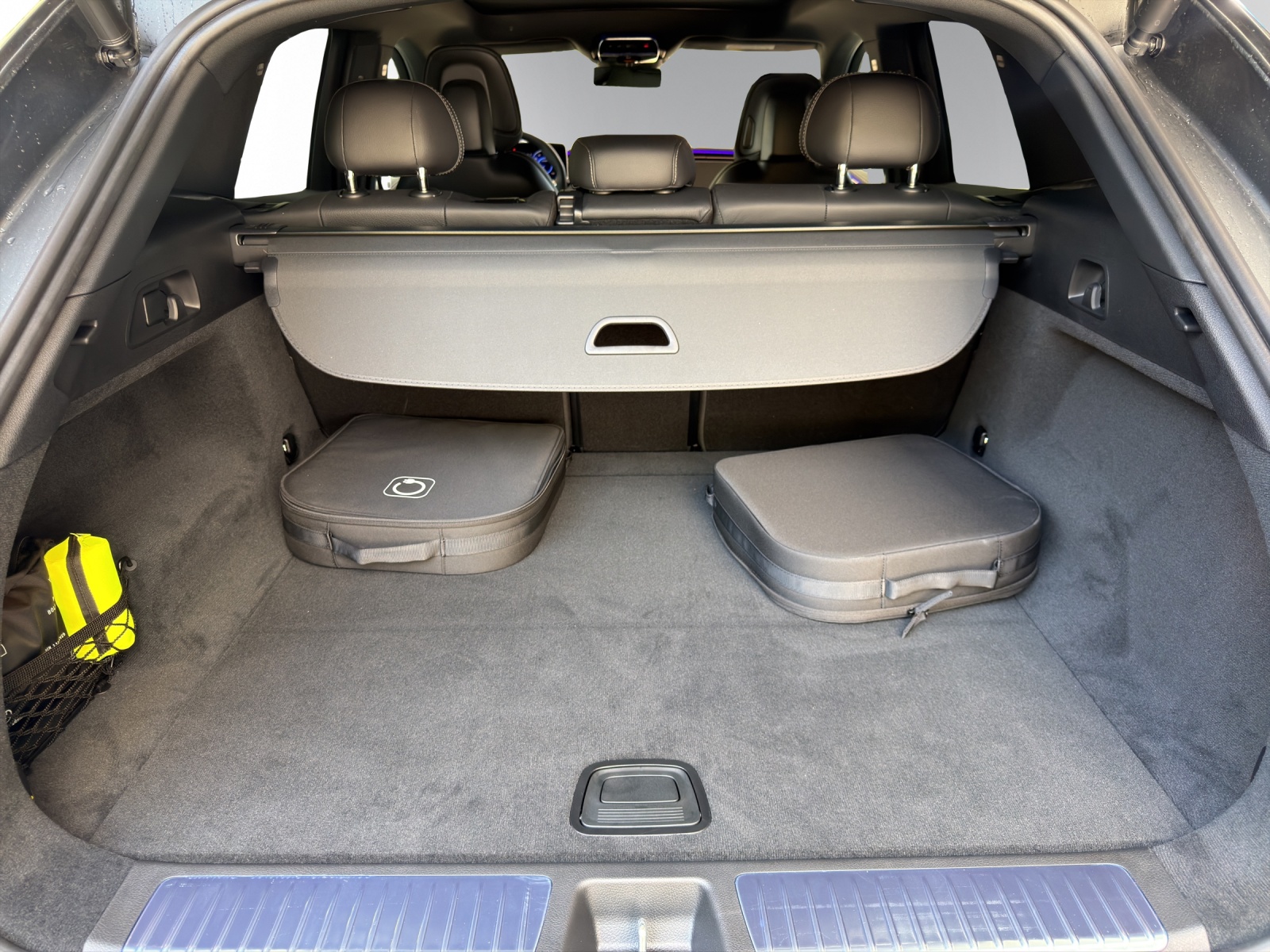MERCEDES-BENZ EQE SUV 350 4 Matic Executive Edition-image-5