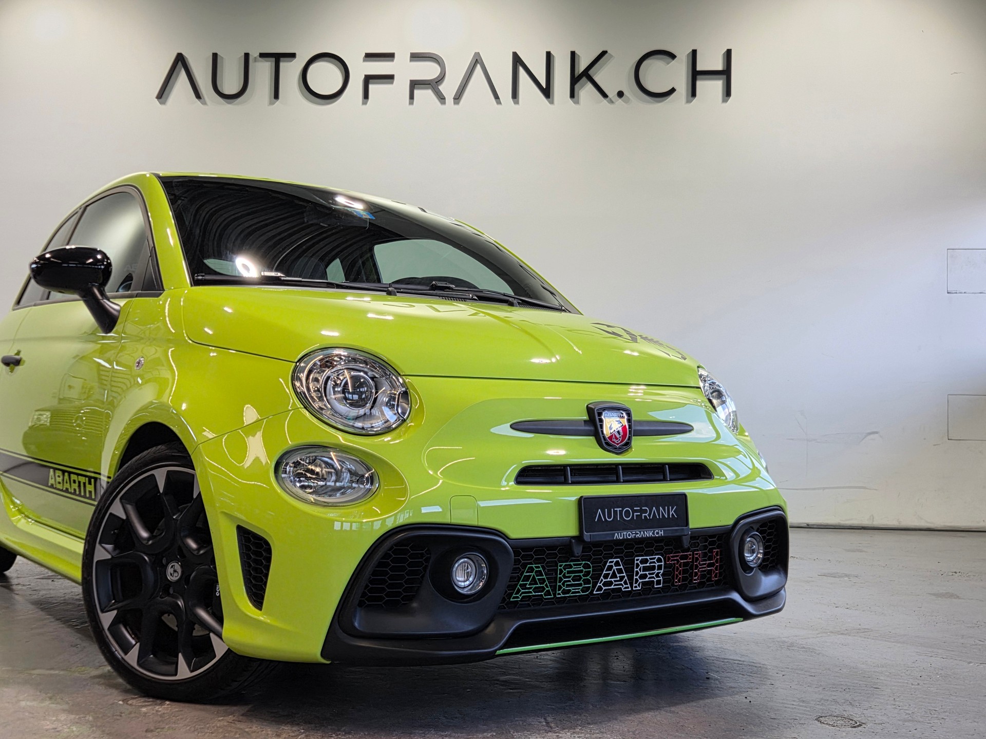 FIAT 595 Abarth 1.4 T-Jet 180 Competizione-showroom-element-3