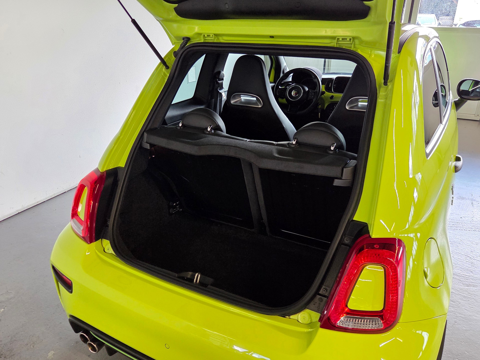 FIAT 595 Abarth 1.4 T-Jet 180 Competizione-image-19