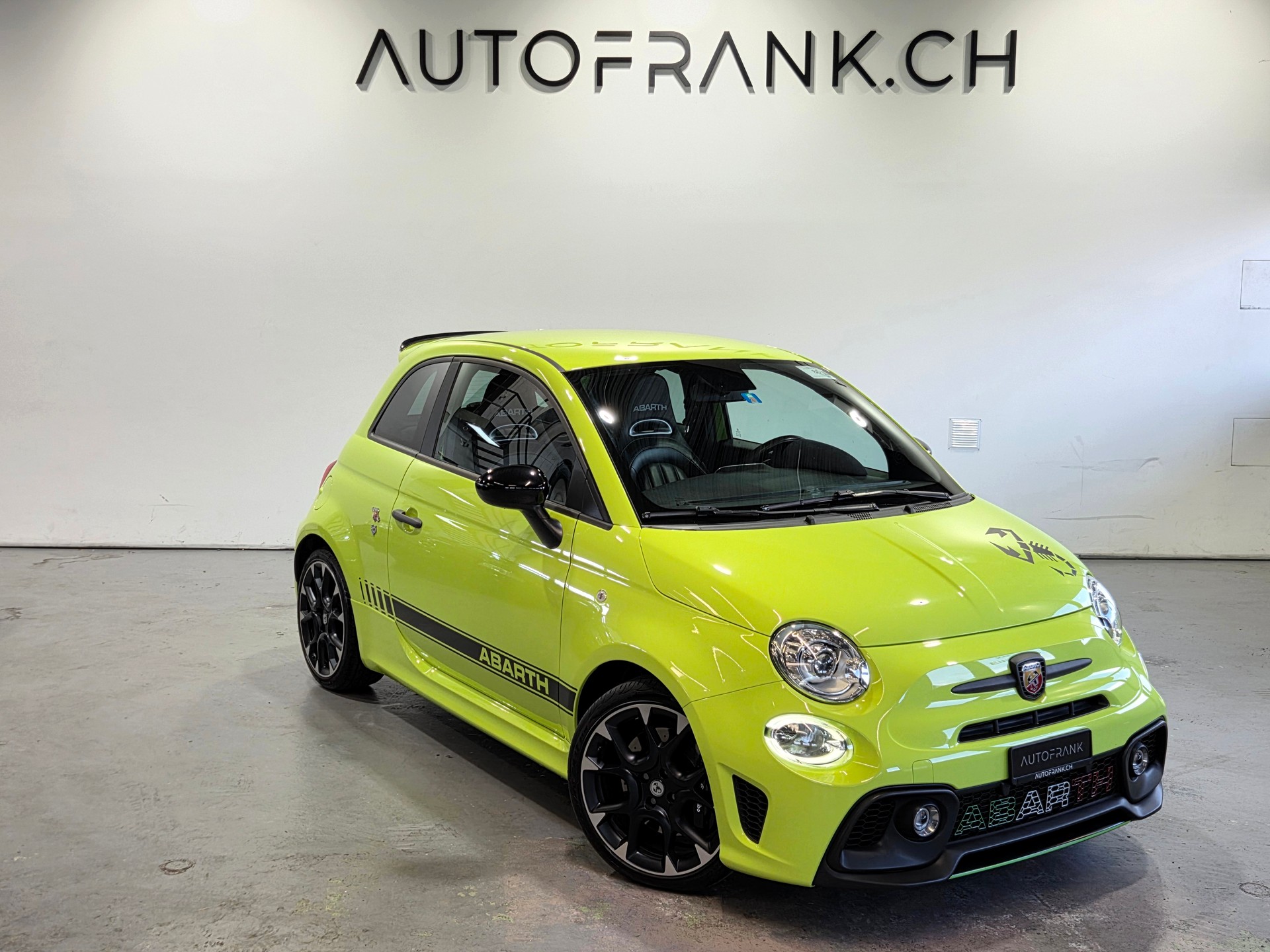 FIAT 595 Abarth 1.4 T-Jet 180 Competizione-showroom-element-1