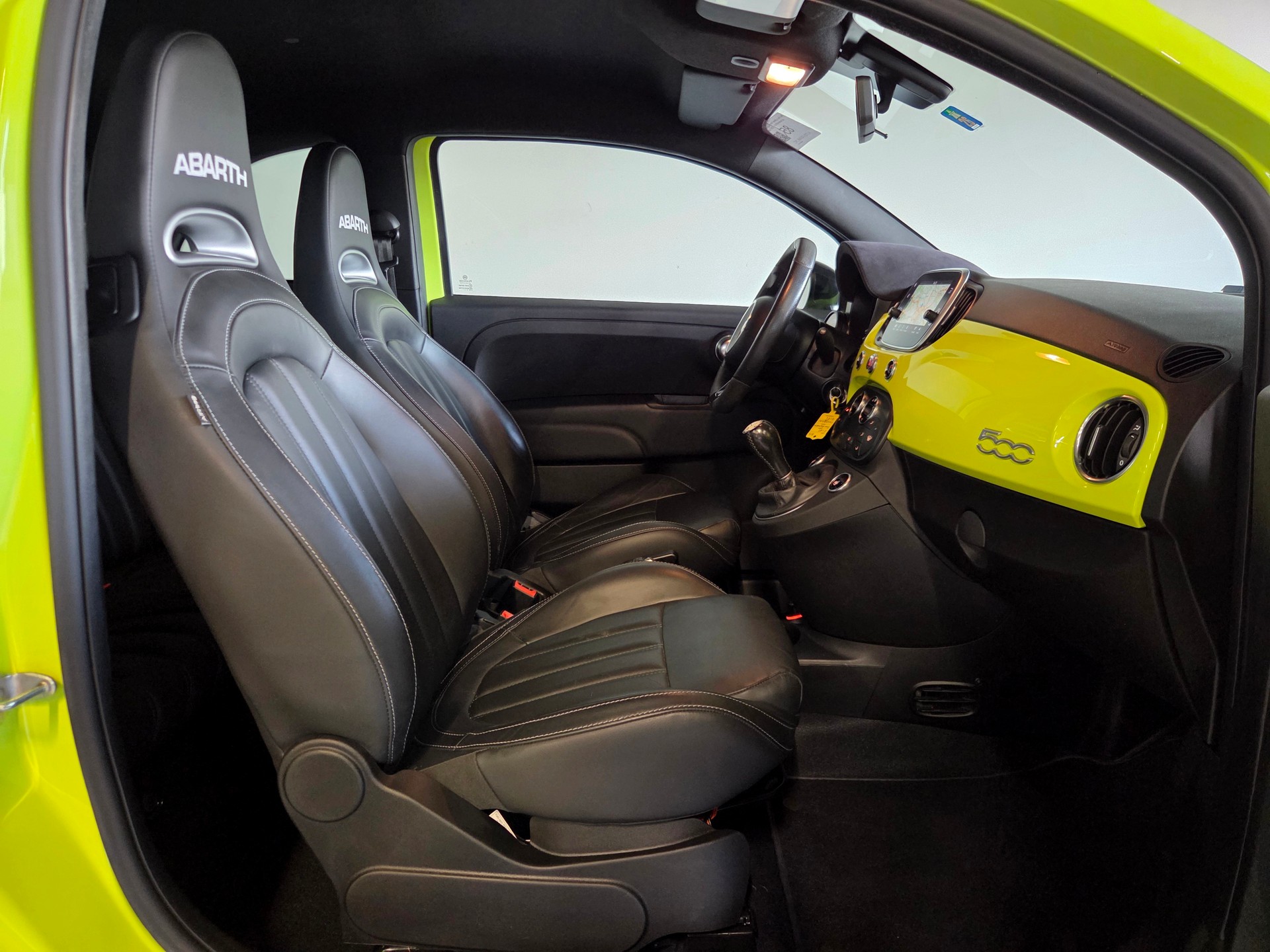 FIAT 595 Abarth 1.4 T-Jet 180 Competizione-image-14
