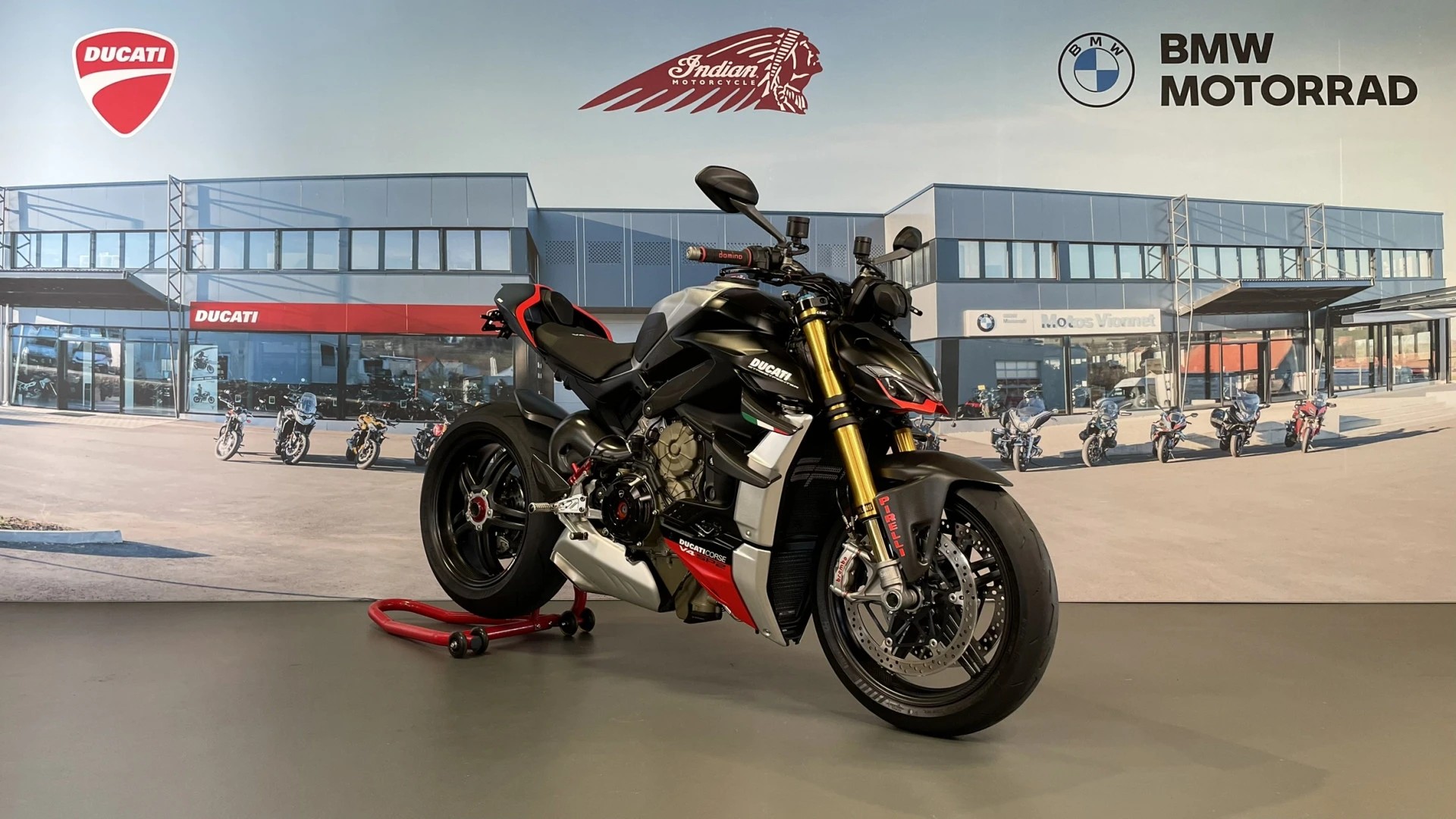 DUCATI Streetfighter V4 S-image-0