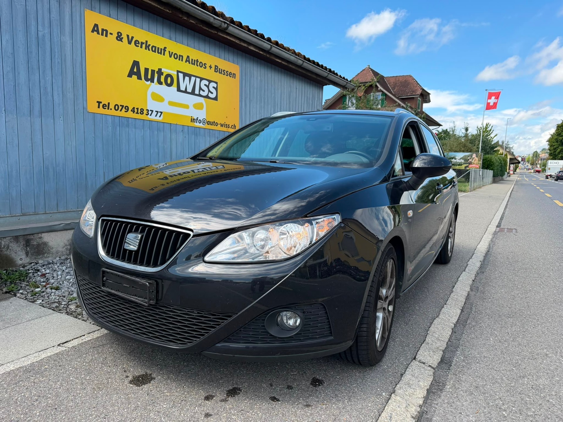 SEAT Ibiza ST 1.2 TSI Style-showroom-element-1