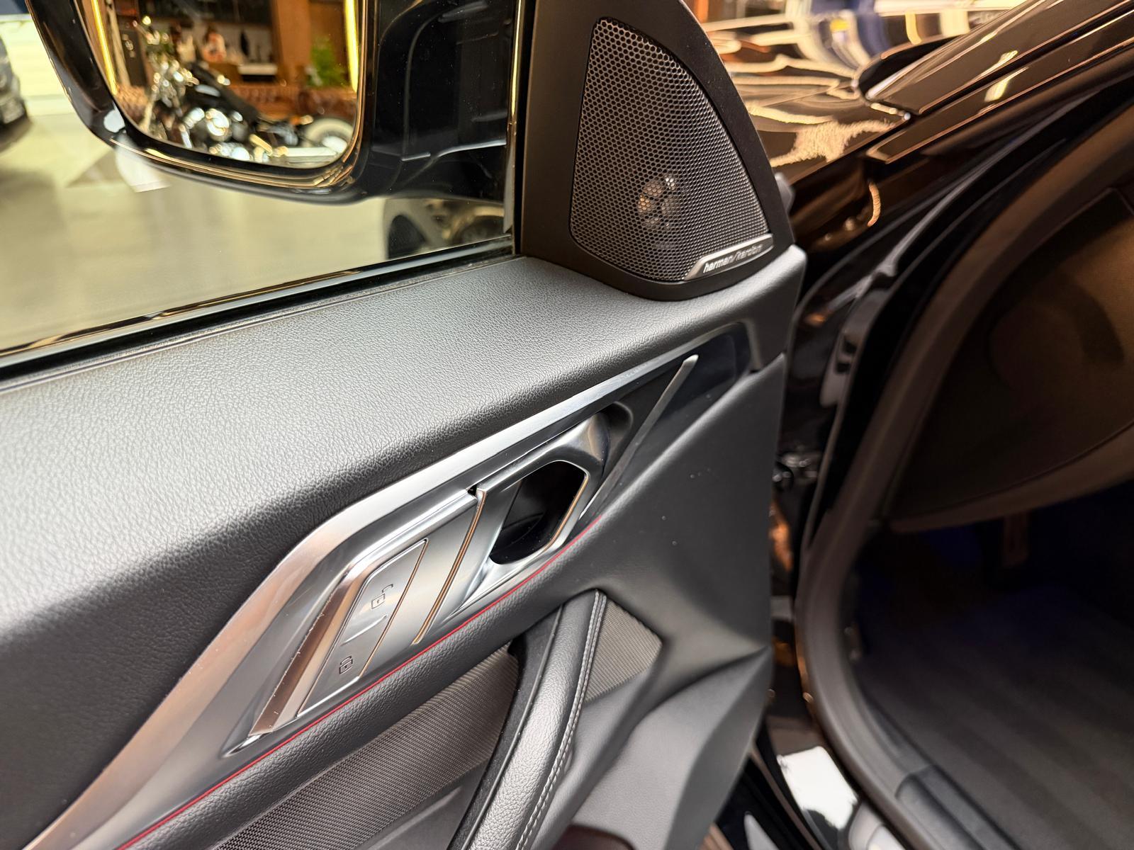 BMW M440i xDrive Gran Coupé-image-23