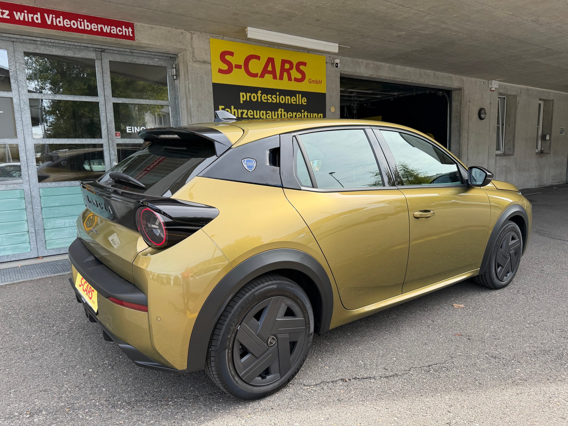 LANCIA YPSILON Elektro 156-showroom-element-1