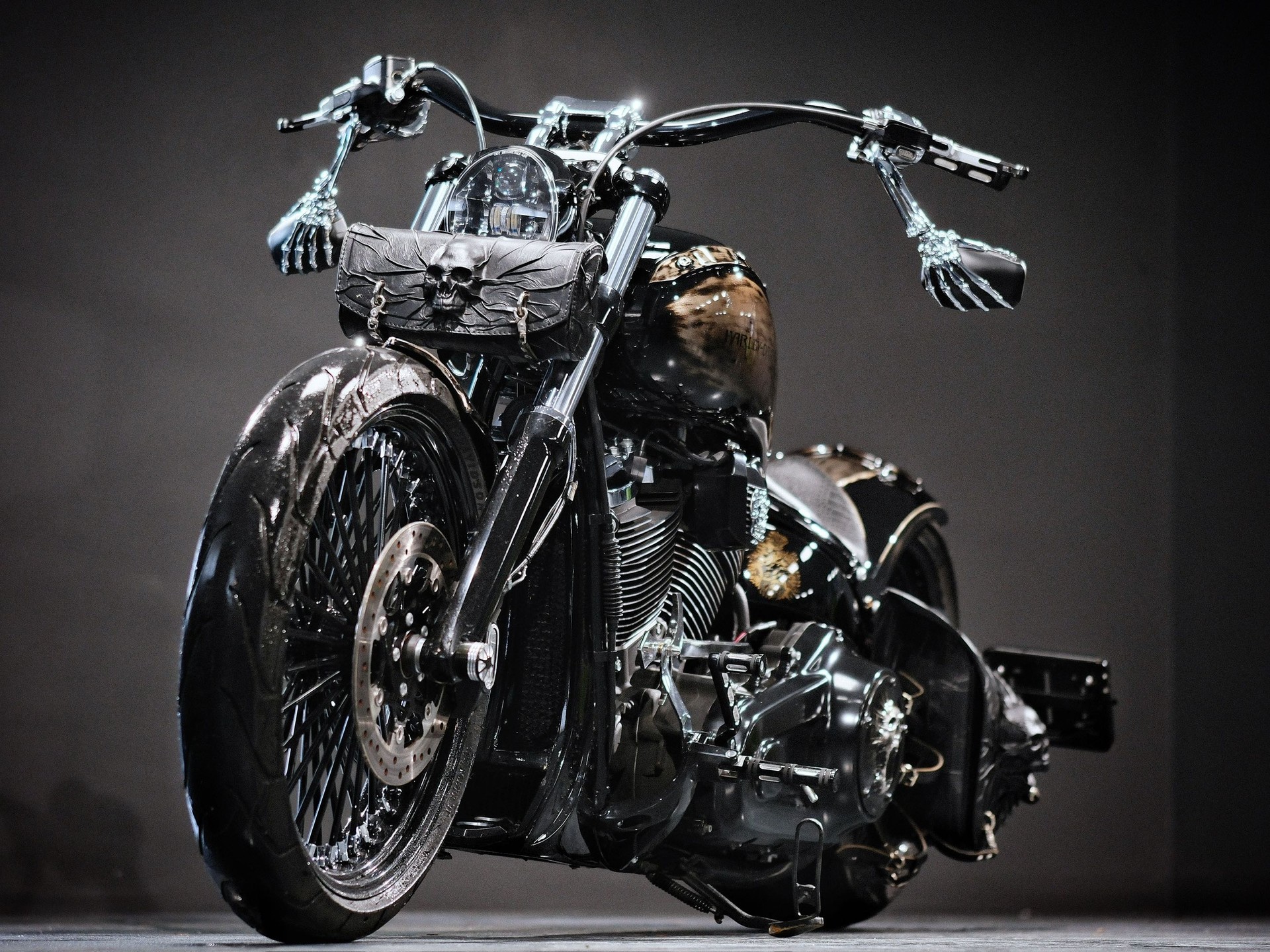 HARLEY-DAVIDSON FXBRS Breakout 114 ABS-image-1