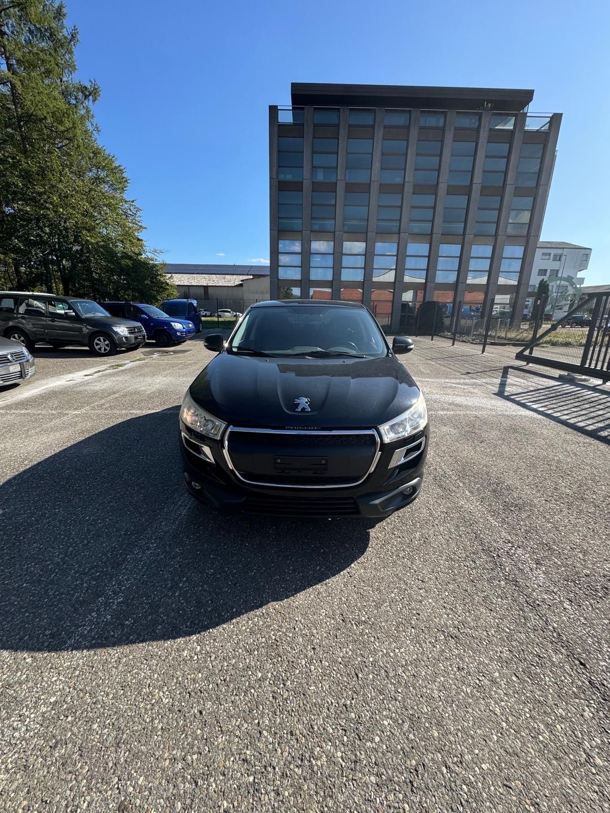 PEUGEOT 4008 1.6 HDi Allure 4WD