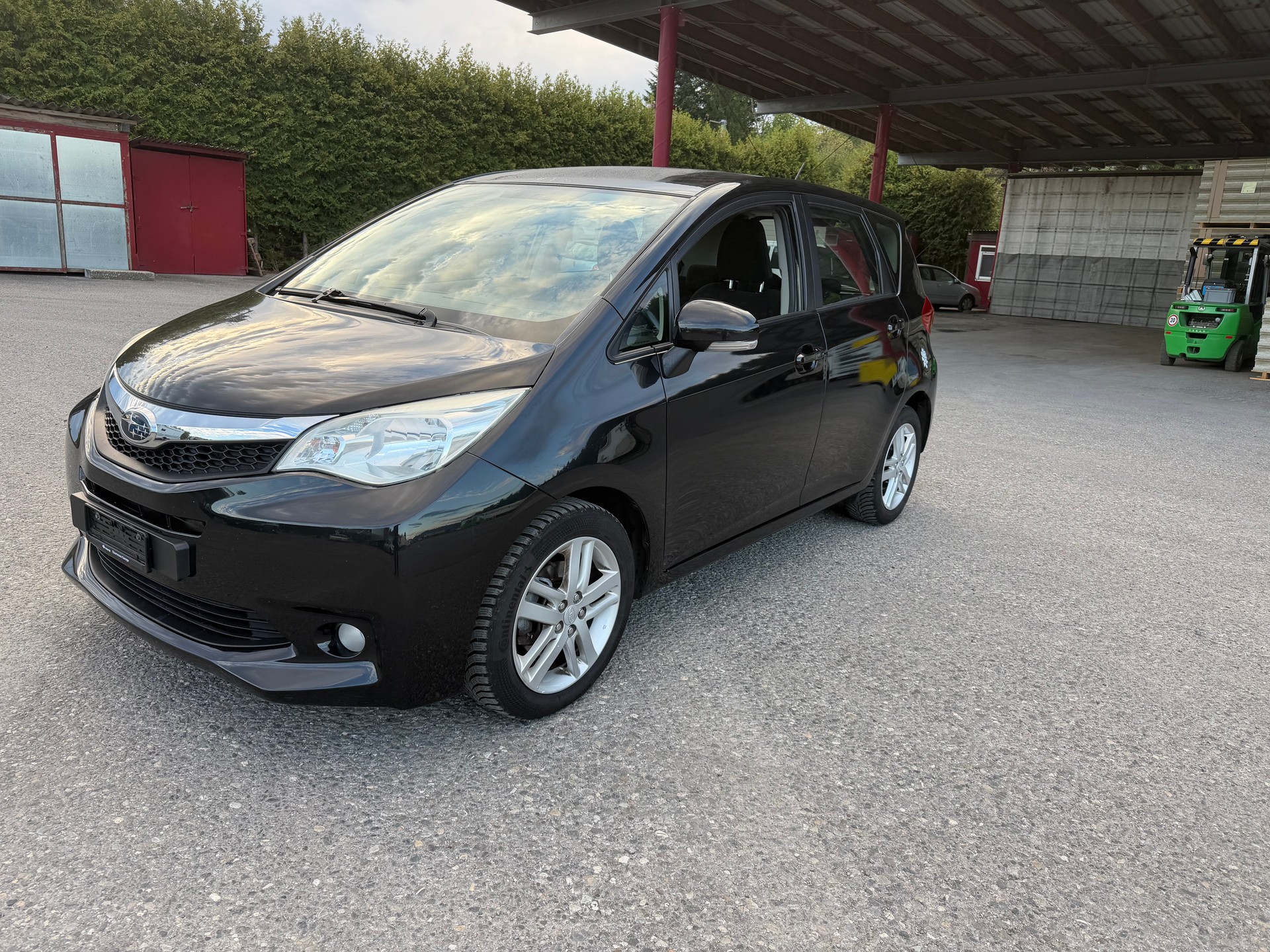 SUBARU Trezia 1.4D Swiss Automatic-image-2