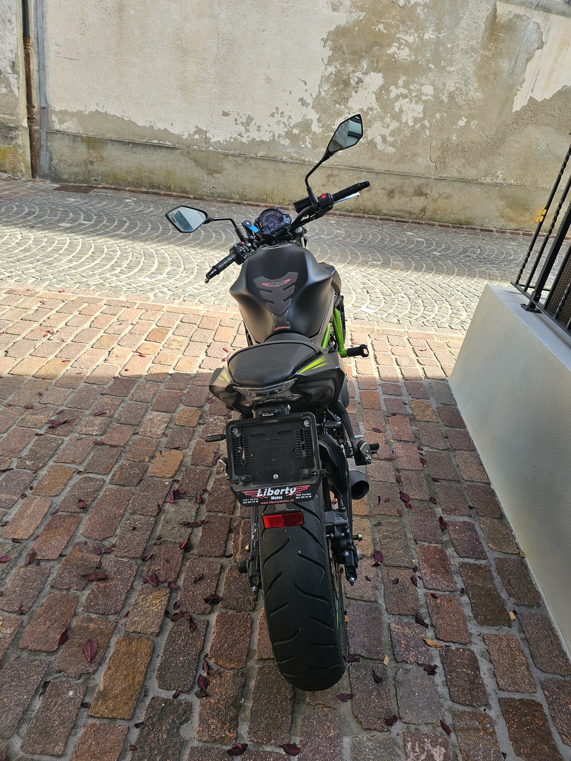 KAWASAKI Z 650 ABS-image-4