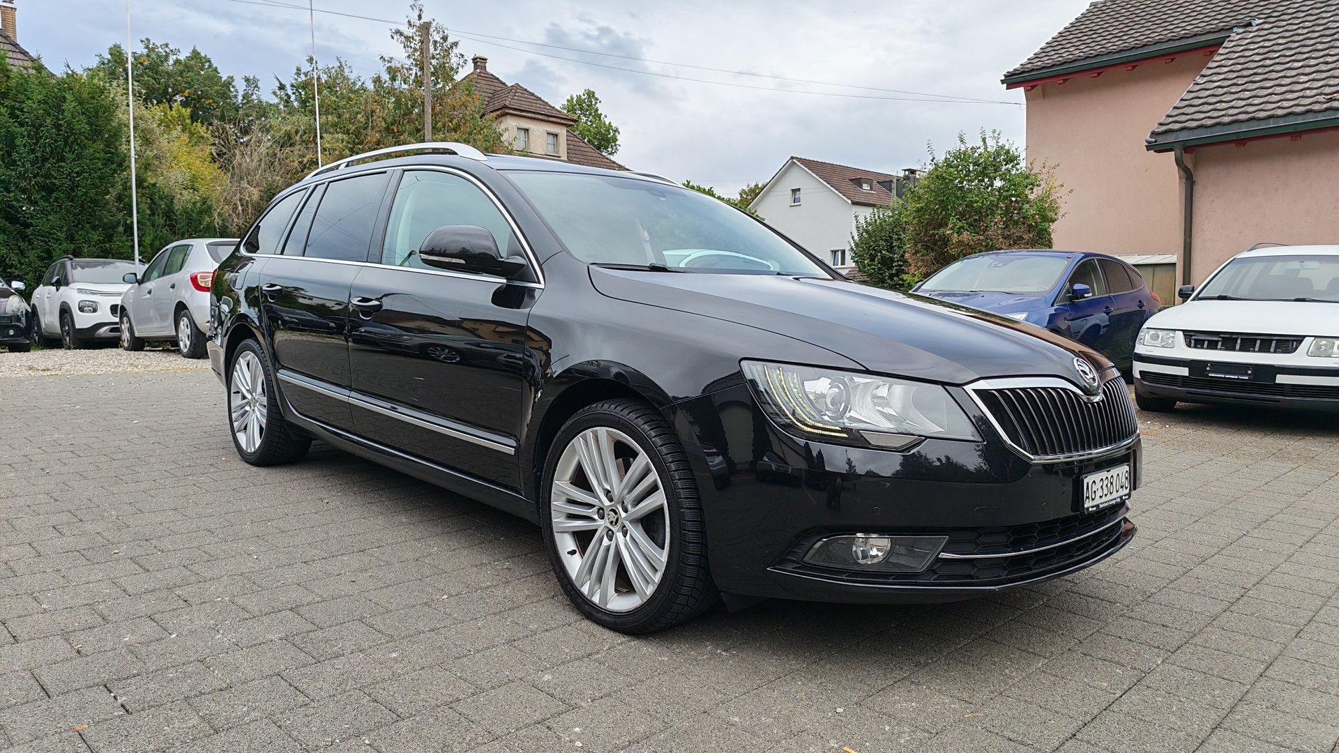 SKODA Superb Combi 2.0 TDi Business 4x4 DSG