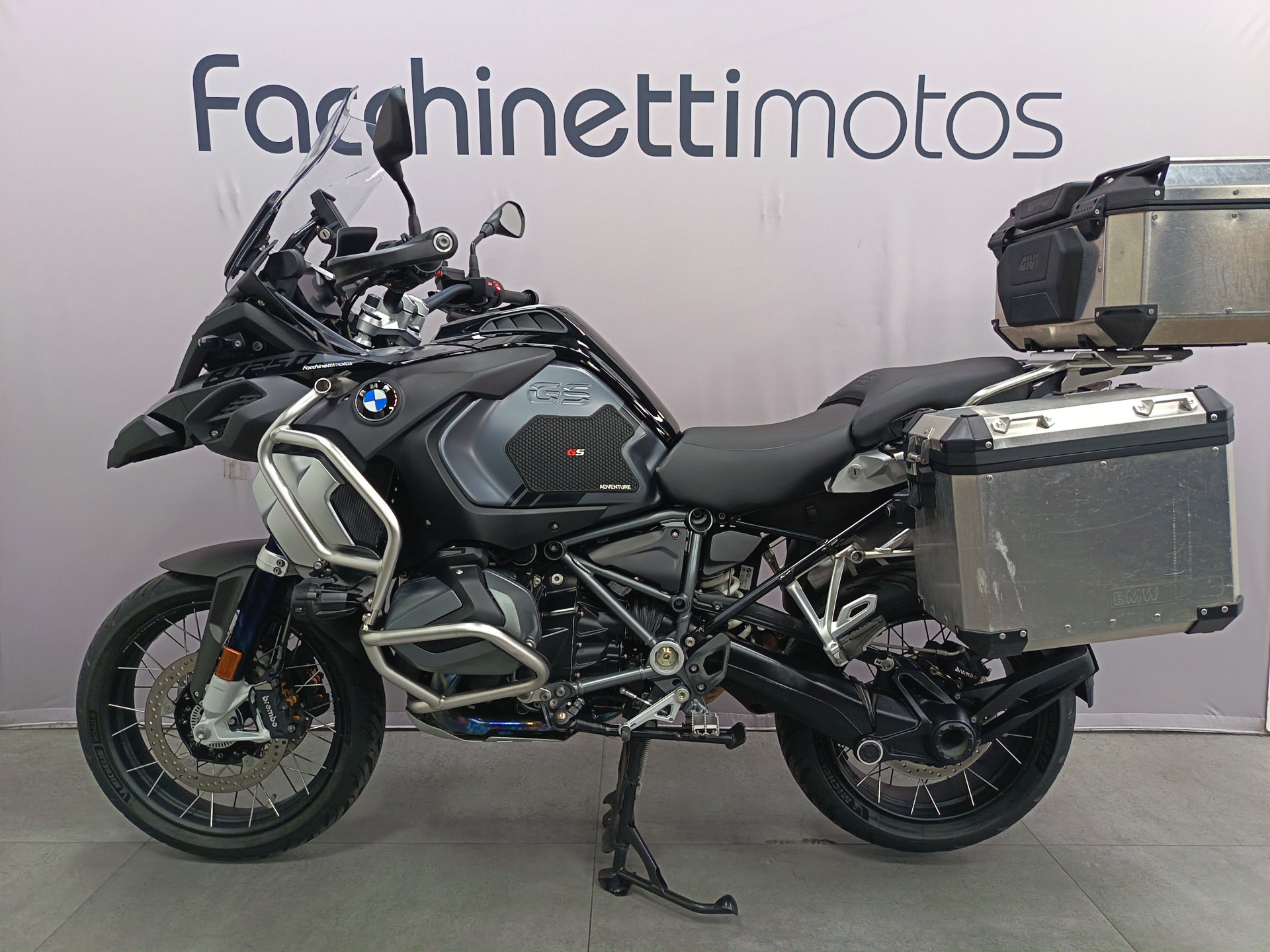 BMW R 1250 GS Adventure Triple Black - LEASING A 289 CHF-showroom-element-3