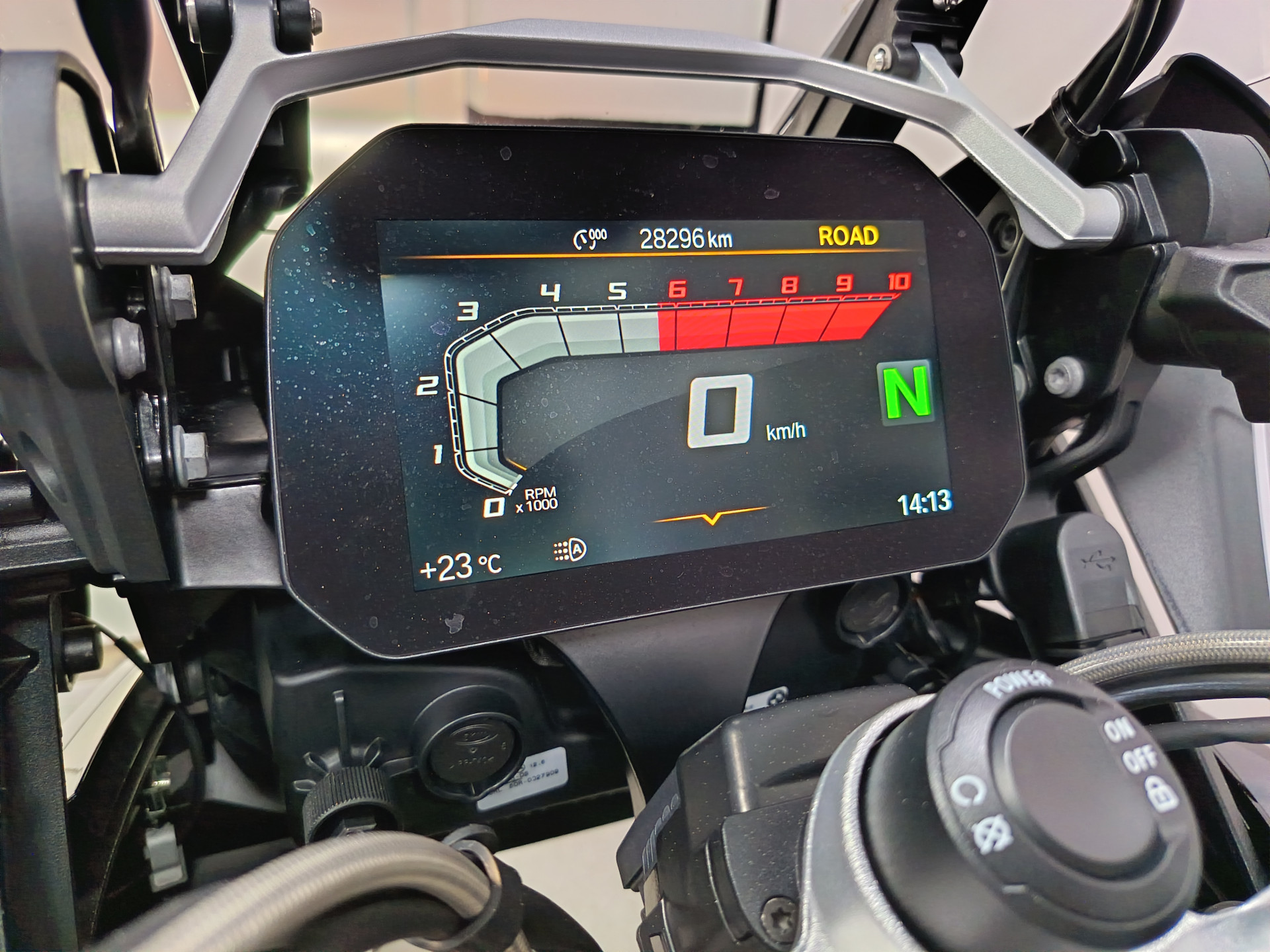 BMW R 1250 GS Adventure Triple Black - LEASING A 289 CHF-image-9