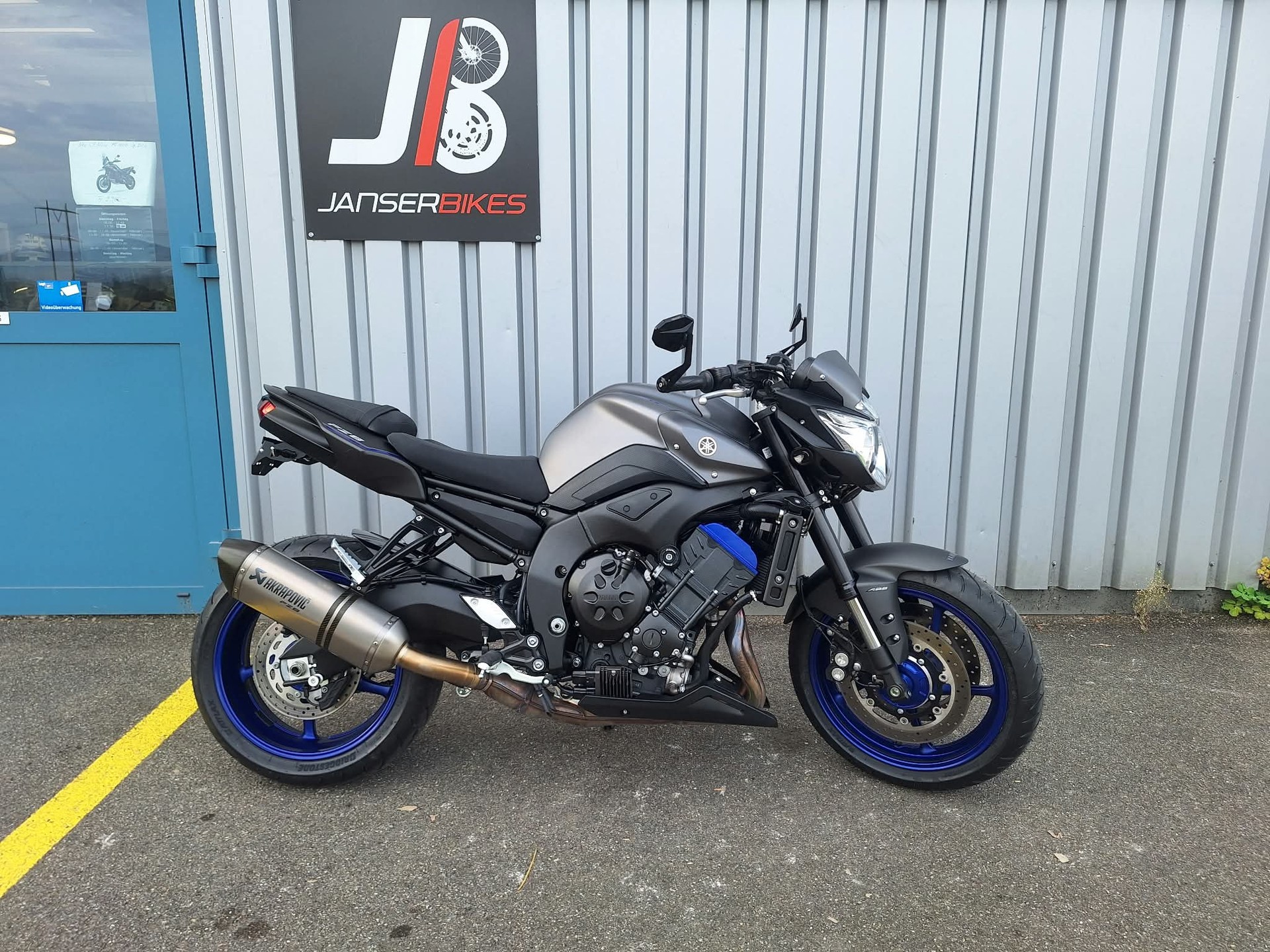 YAMAHA FZ8 N ABS