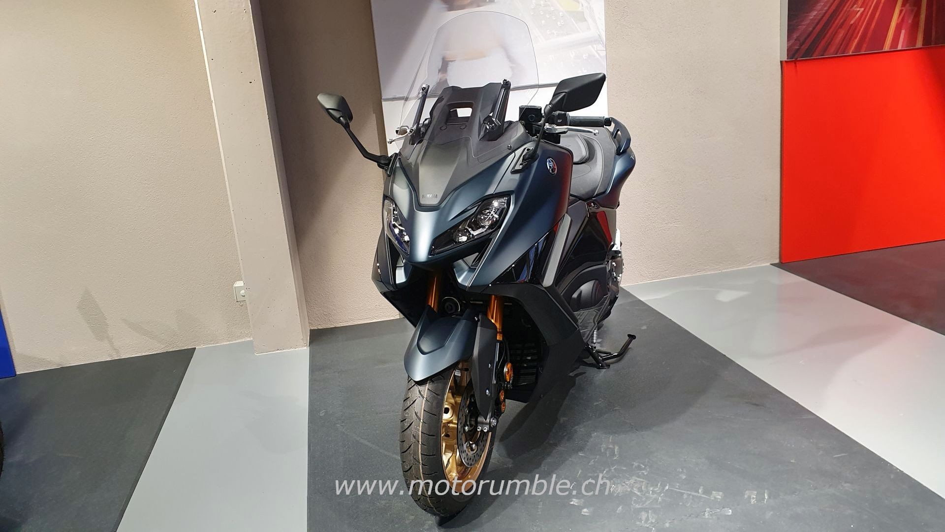 YAMAHA XP560 D TECH MAX-image-2
