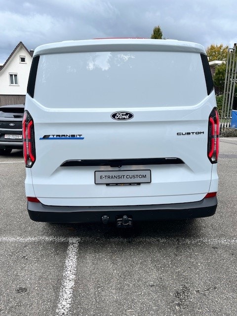 FORD E-Transit Custom Van 320 L1H1 82,5kWh Trend-showroom-element-3