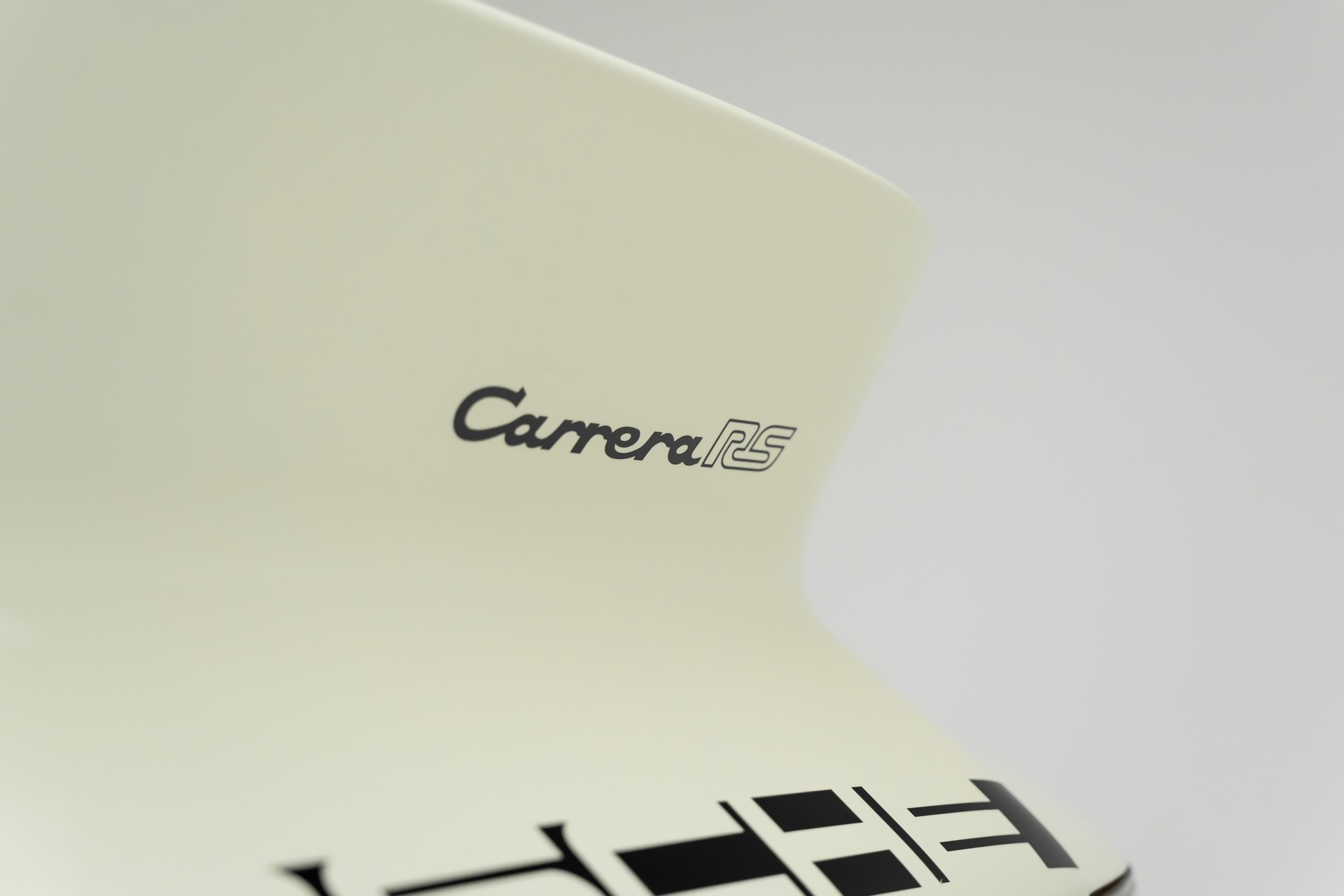 PORSCHE Carrera RS 2.7-image-14