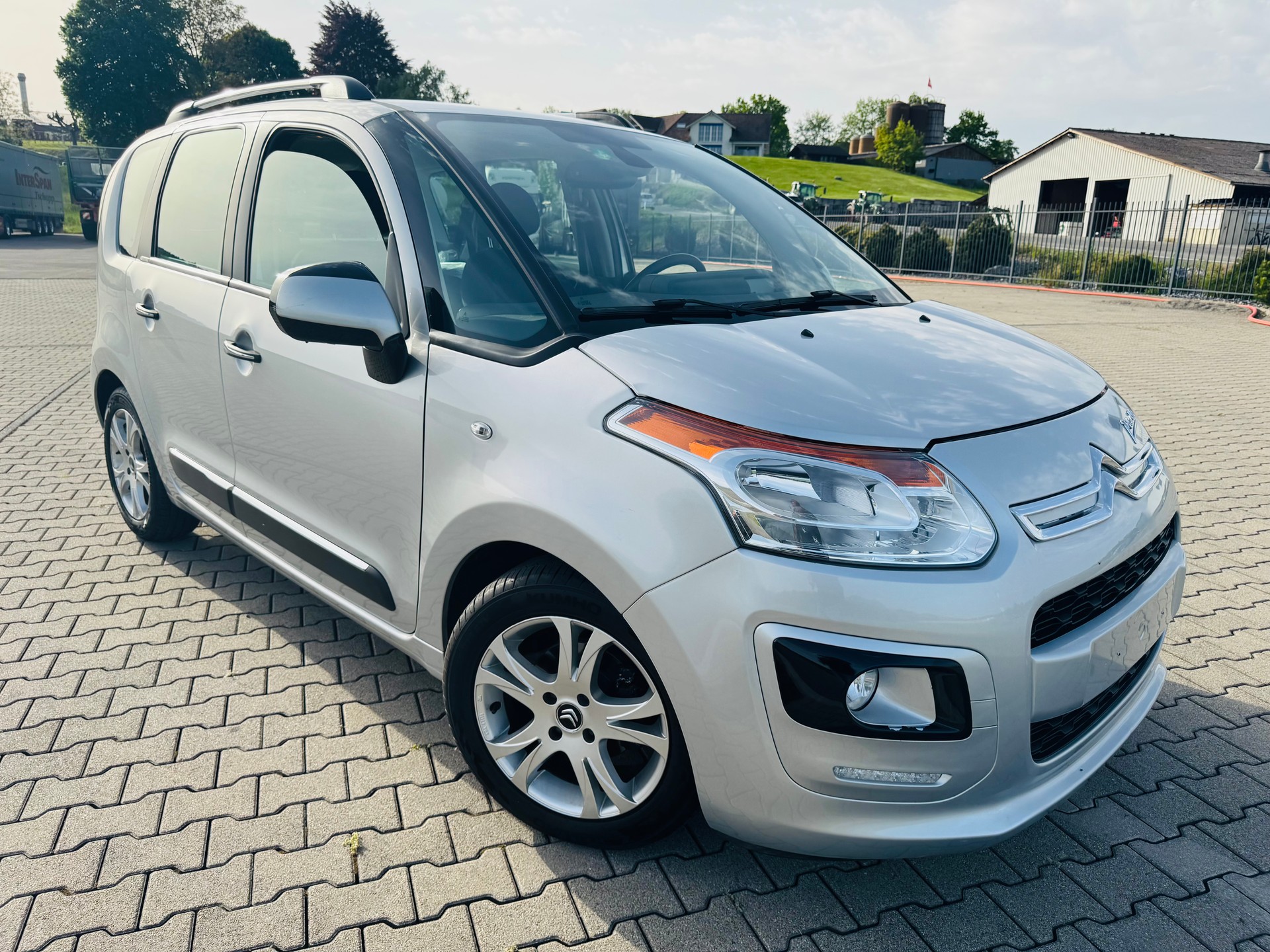 CITROEN C3 Picasso 1.6 HDi Exclusive EGS6