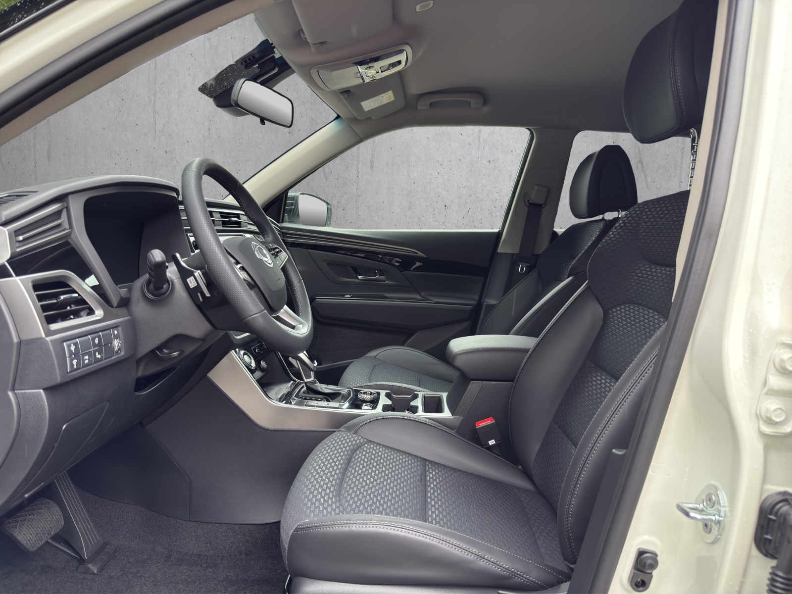 KGM-SsangYong Korando 1.5 T-Gdi Blackline 4WD-image-8