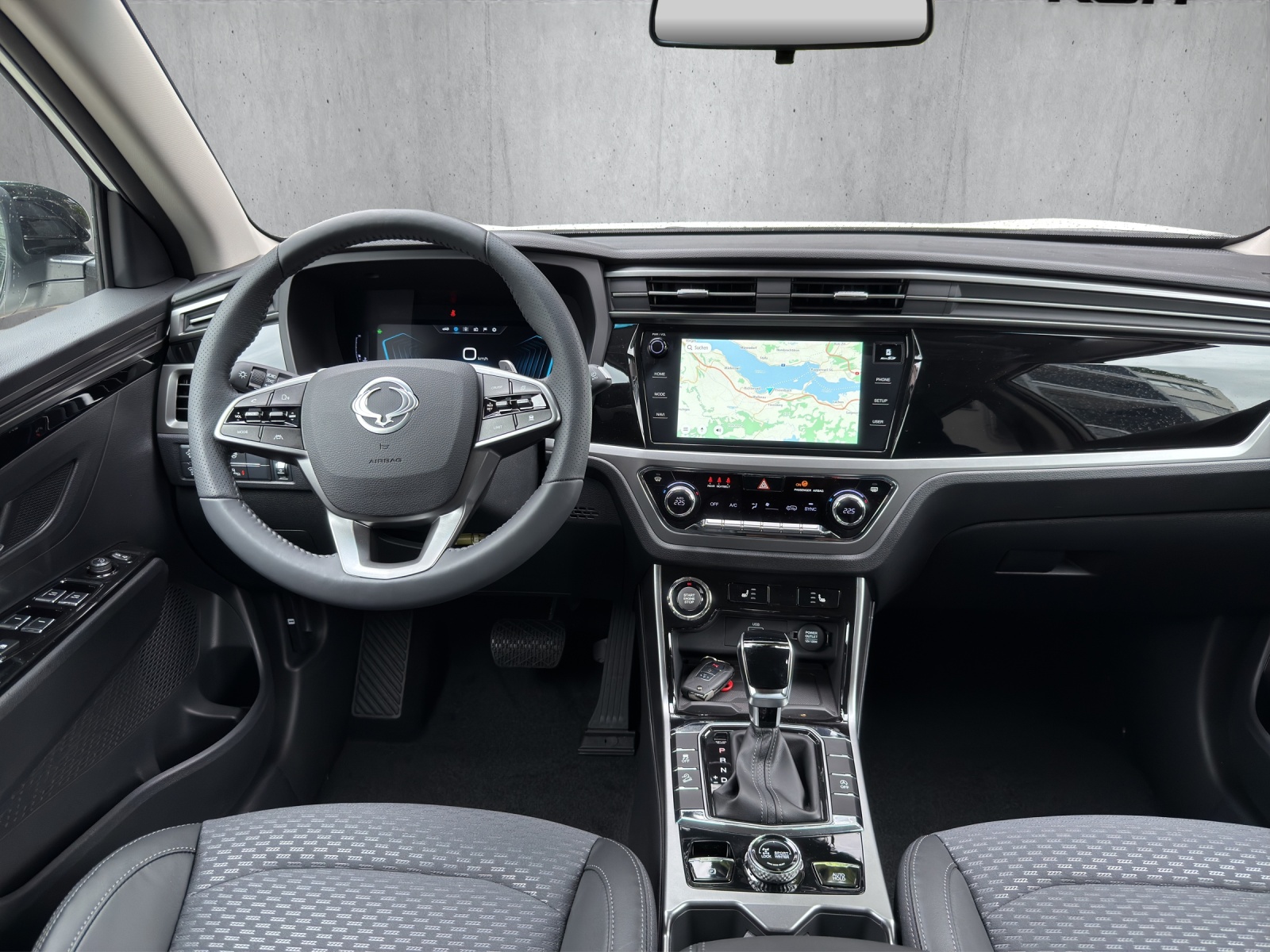 KGM-SsangYong Korando 1.5 T-Gdi Blackline 4WD-image-9