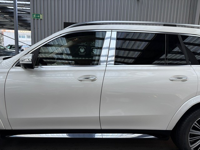 MERCEDES-BENZ GLS Maybach 600 9G-Tronic-image-3