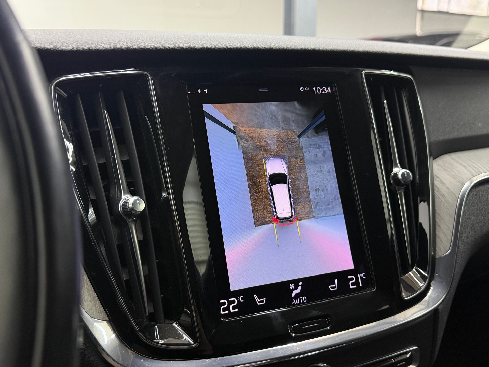 VOLVO V60 T6 eAWD Twin Engine Inscription Geartronic-image-30