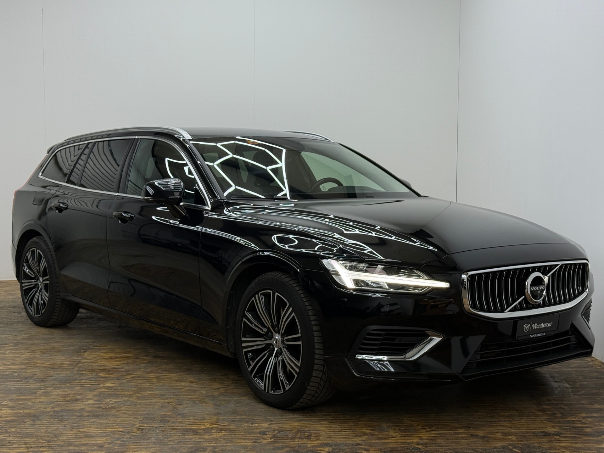 VOLVO V60 T6 eAWD Twin Engine Inscription Geartronic
