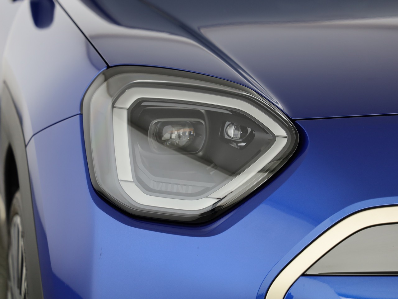 MINI Aceman E-image-5