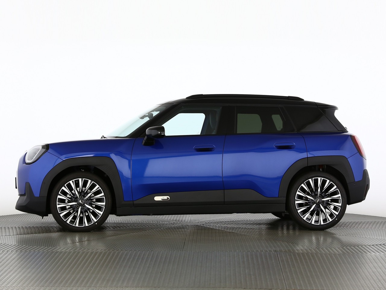MINI Aceman E-showroom-element-2