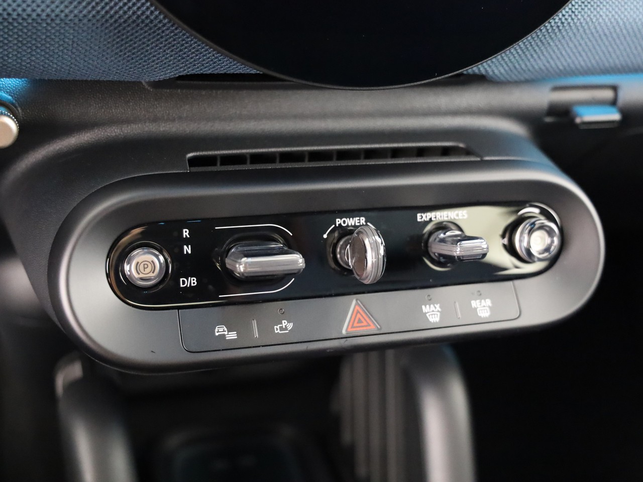 MINI Aceman E-image-18