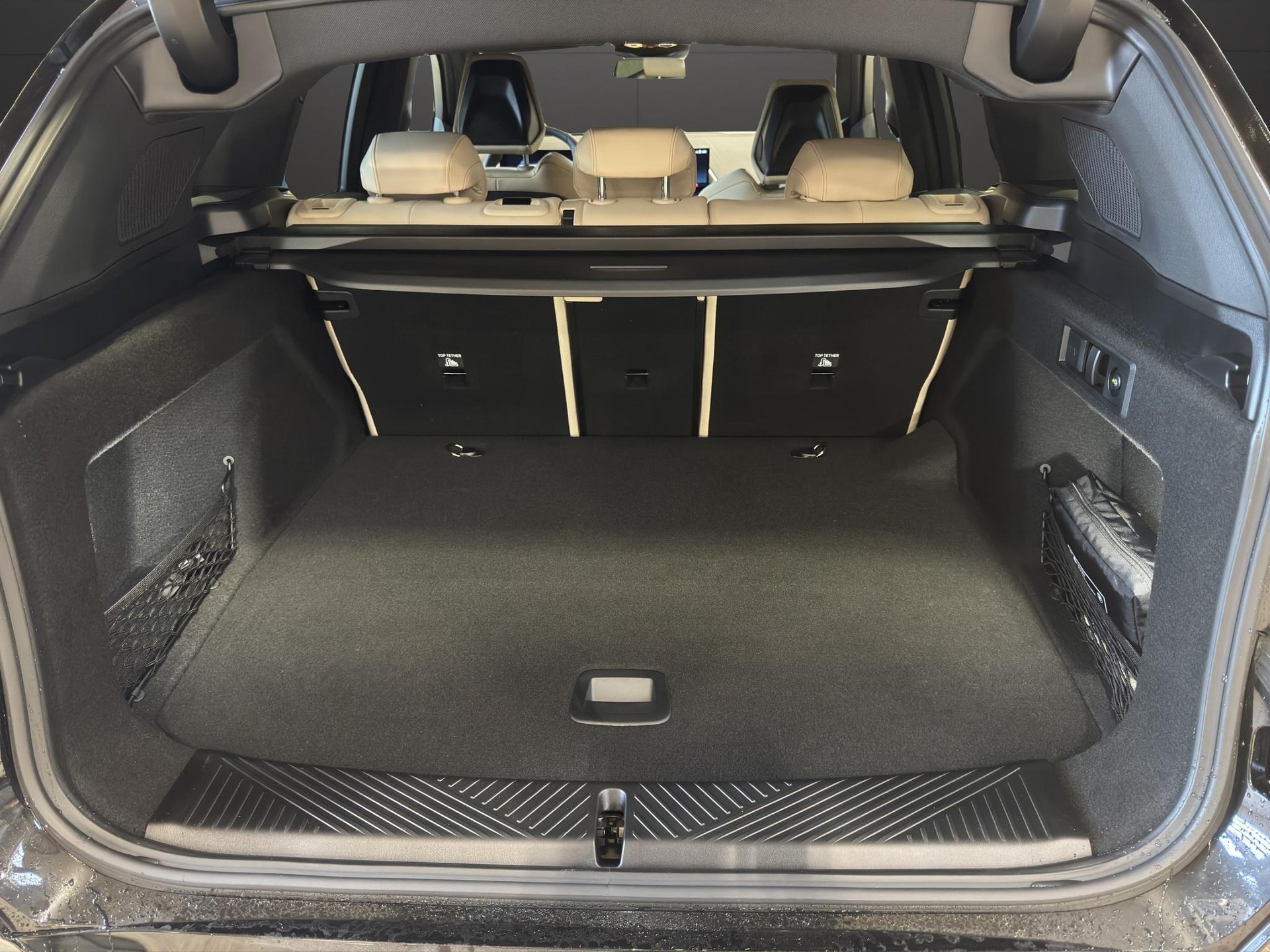 BMW X3 30e xDrive-image-15