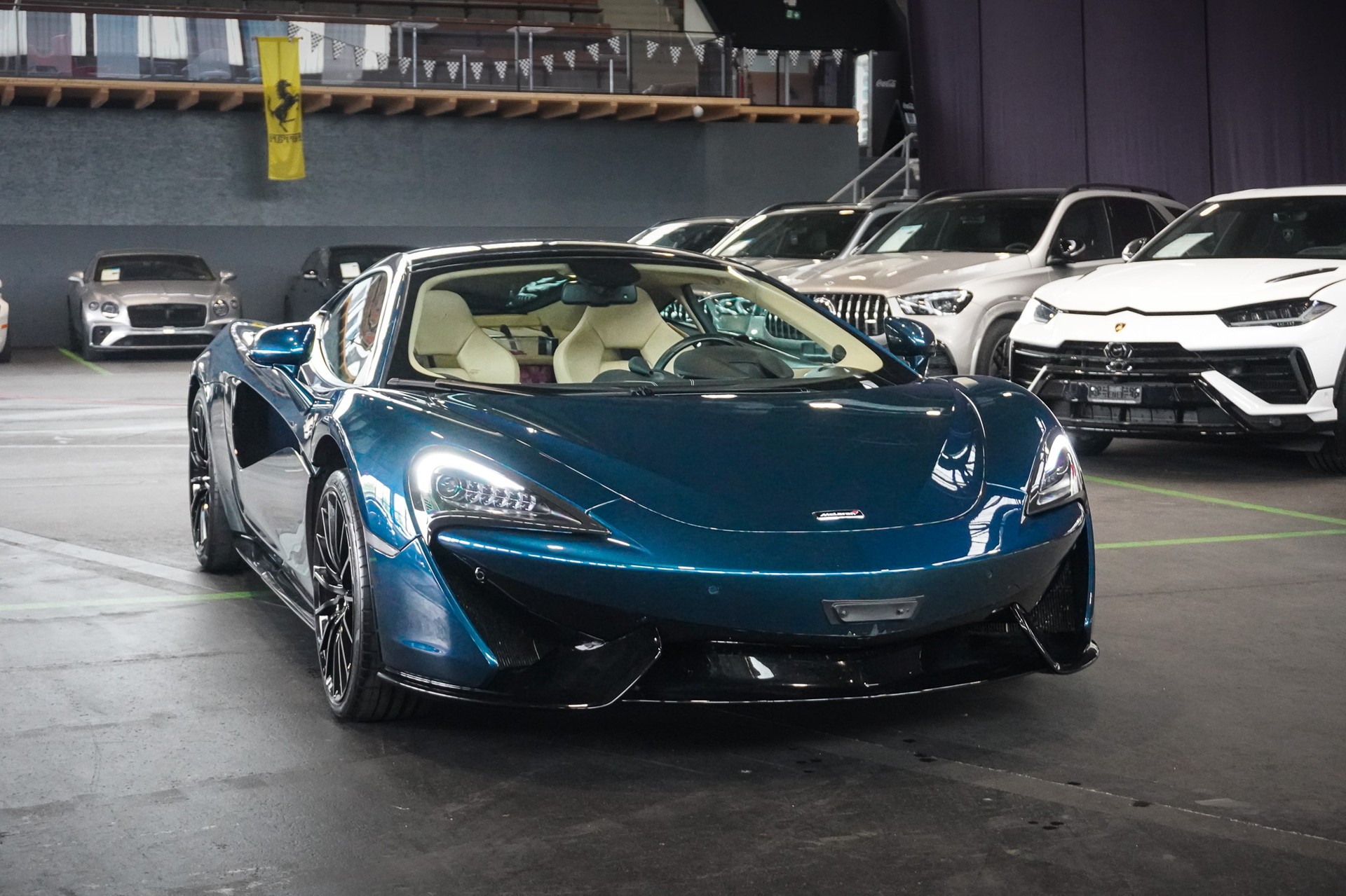McLAREN 570GT Coupé 3.8 V8 SSG-image-6