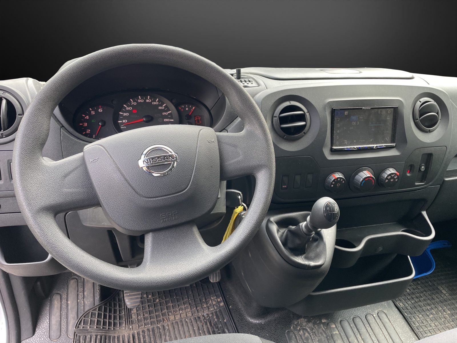 NISSAN NV400 F28.13 L1H1 FWD Pro-image-8