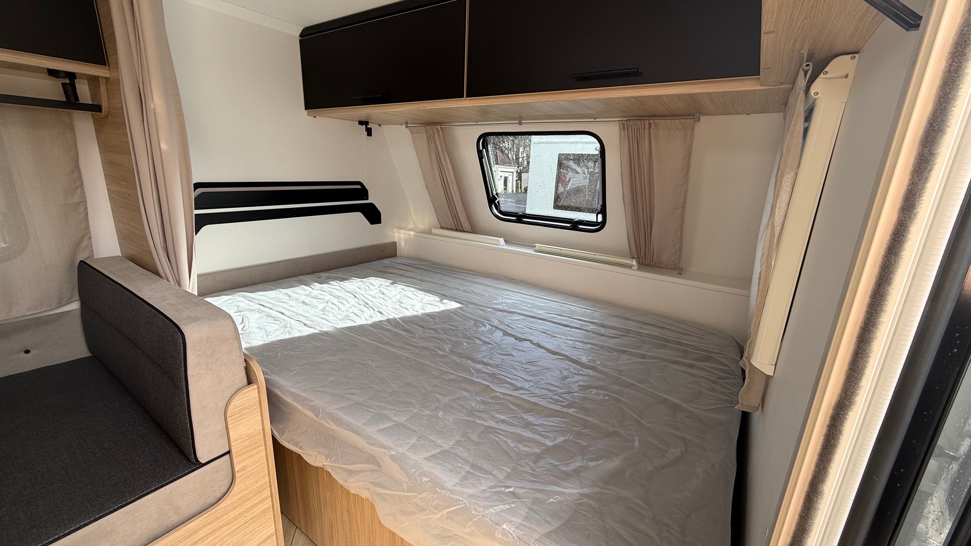 CARAVELAIR Sport Line 496-image-10