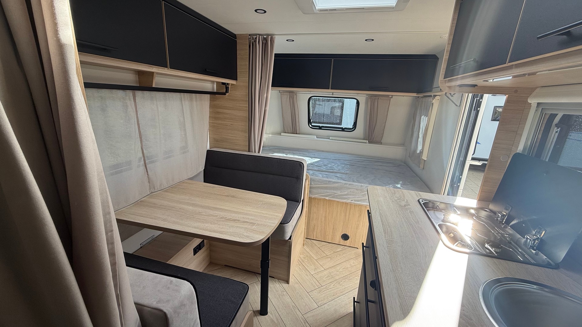 CARAVELAIR Sport Line 496-image-8